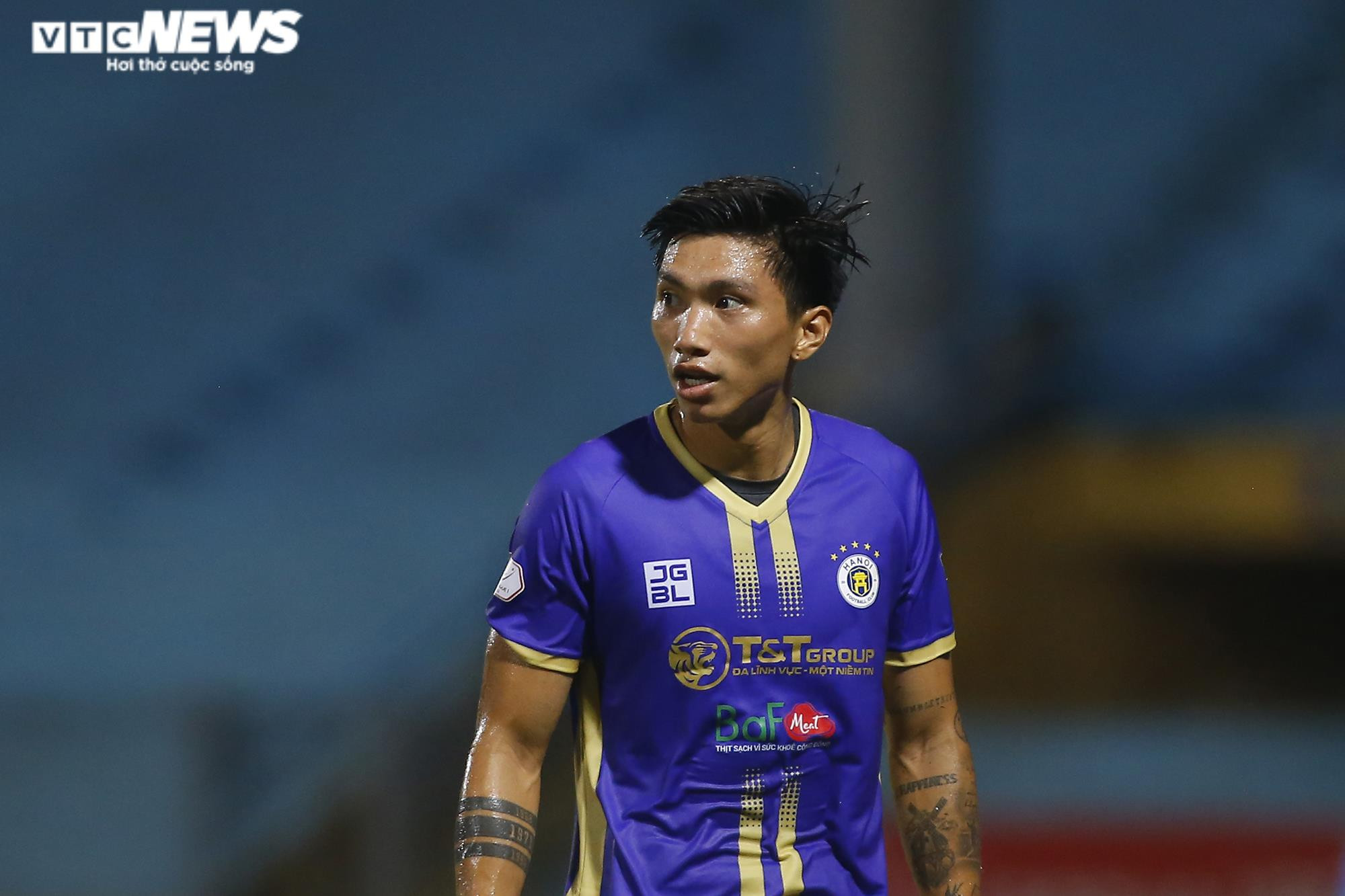 Đoàn Văn Hậu năng nổ trong ngày trở lại đội hình chính Hà Nội FC - 3