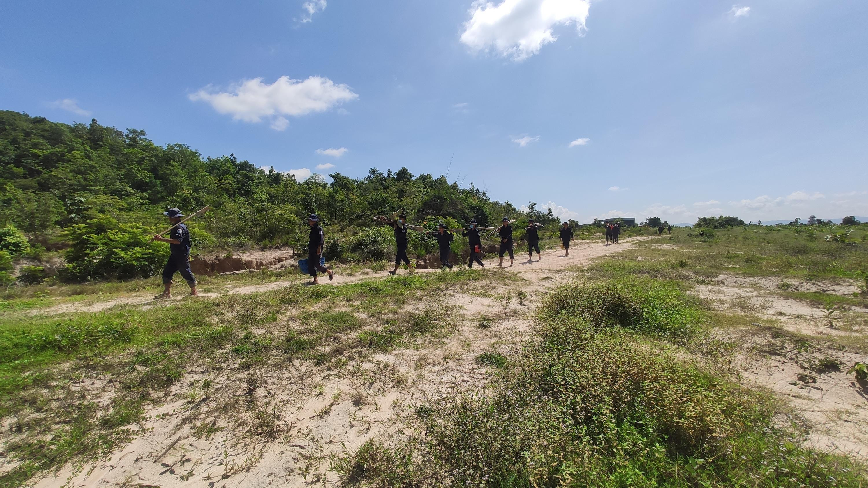 Gian nan tìm hài cốt đồng đội trên đất bạn Campuchia - 1