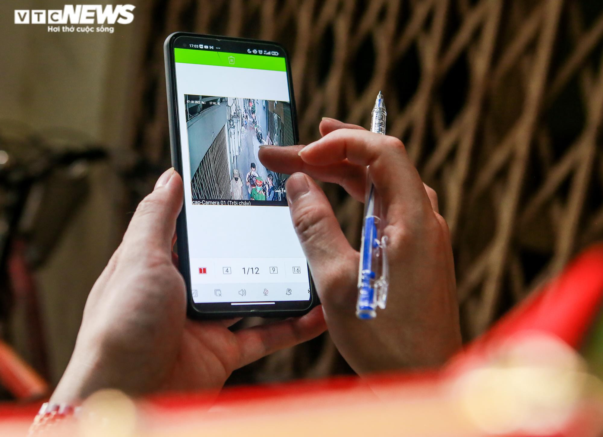 Ảnh: 'Mắt thần' ngày đêm bảo vệ an ninh cho ngõ phố Thủ đô - 11