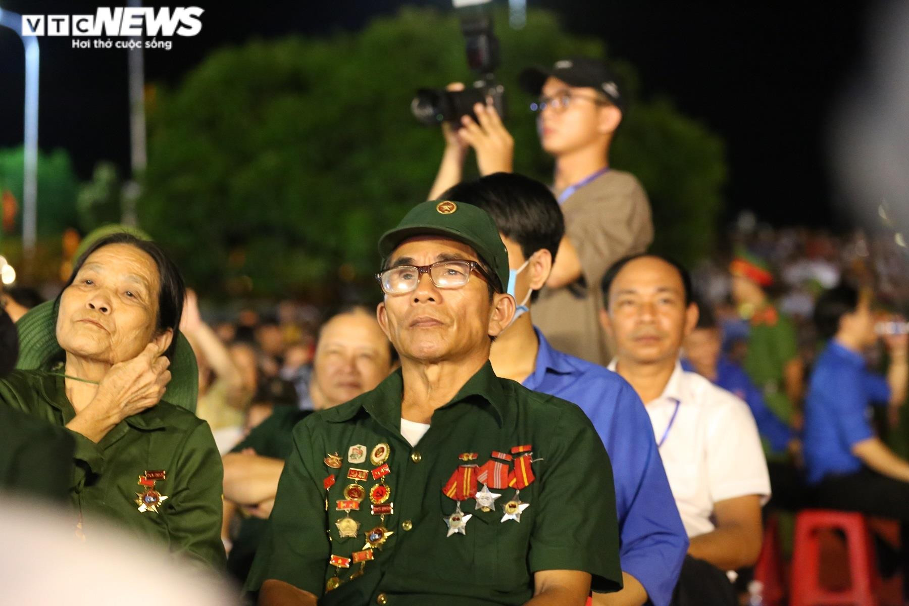 Ảnh: Nghìn người dự ‘Cõi thiêng Đồng Lộc' tri ân các thương binh liệt sĩ - 7