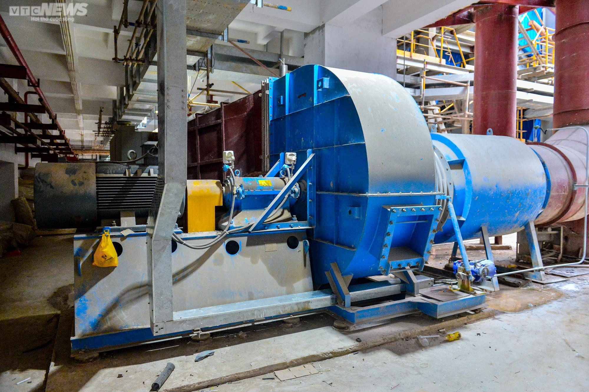 Ảnh: Bên trong nhà máy điện rác lớn nhất Việt Nam vừa đi vào hoạt động - 13