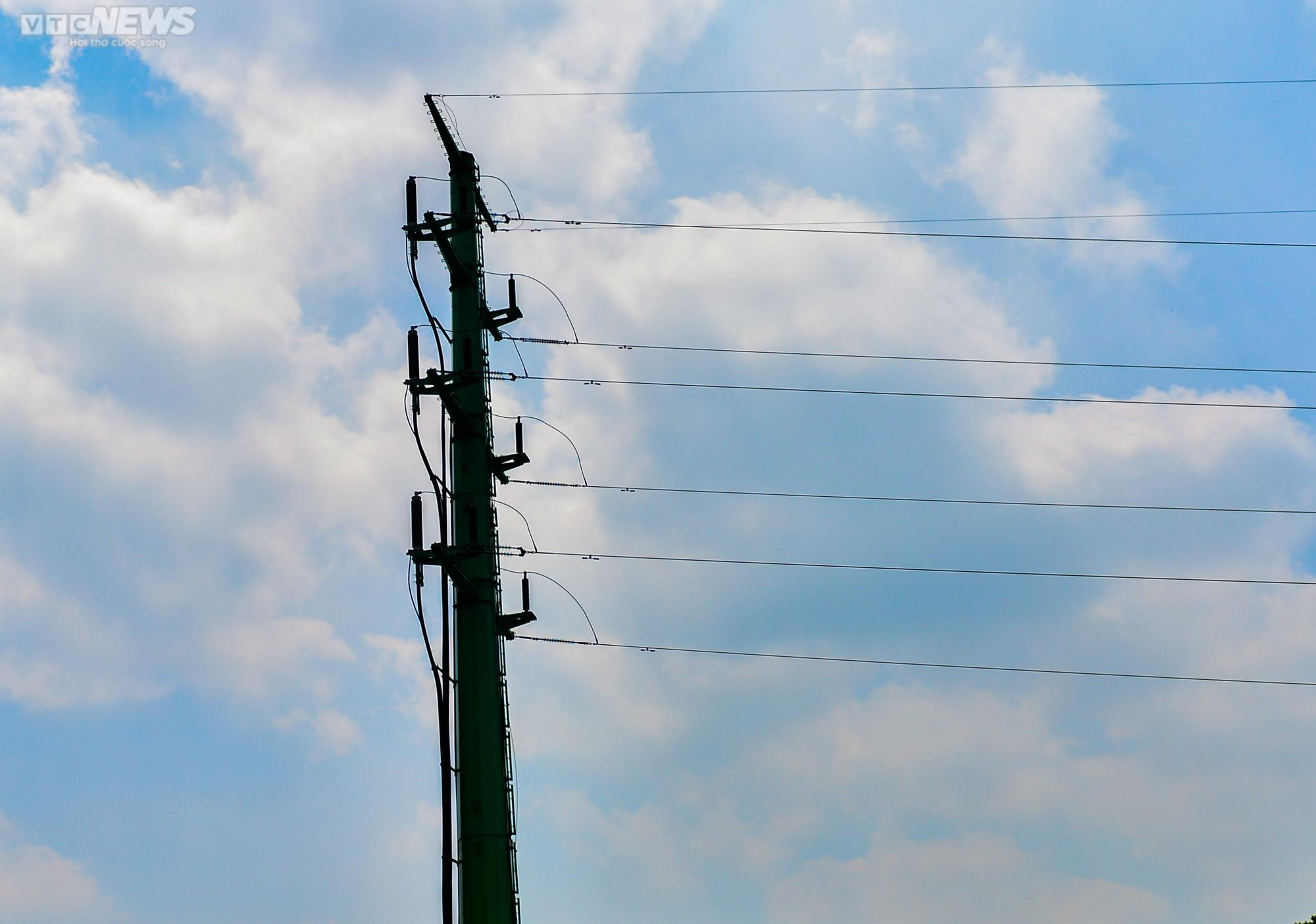 Ảnh: Bên trong nhà máy điện rác lớn nhất Việt Nam vừa đi vào hoạt động - 16