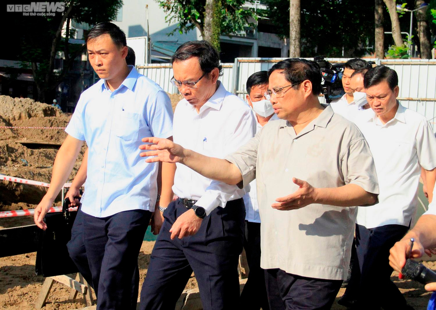 Thủ tướng Phạm Minh Chính thị sát nhà ga tuyến Metro số 1 Bến Thành - Suối Tiên - 8