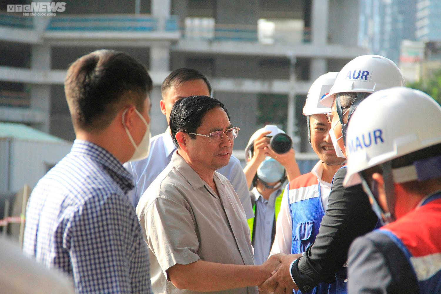 Thủ tướng Phạm Minh Chính thị sát nhà ga tuyến Metro số 1 Bến Thành - Suối Tiên - 4
