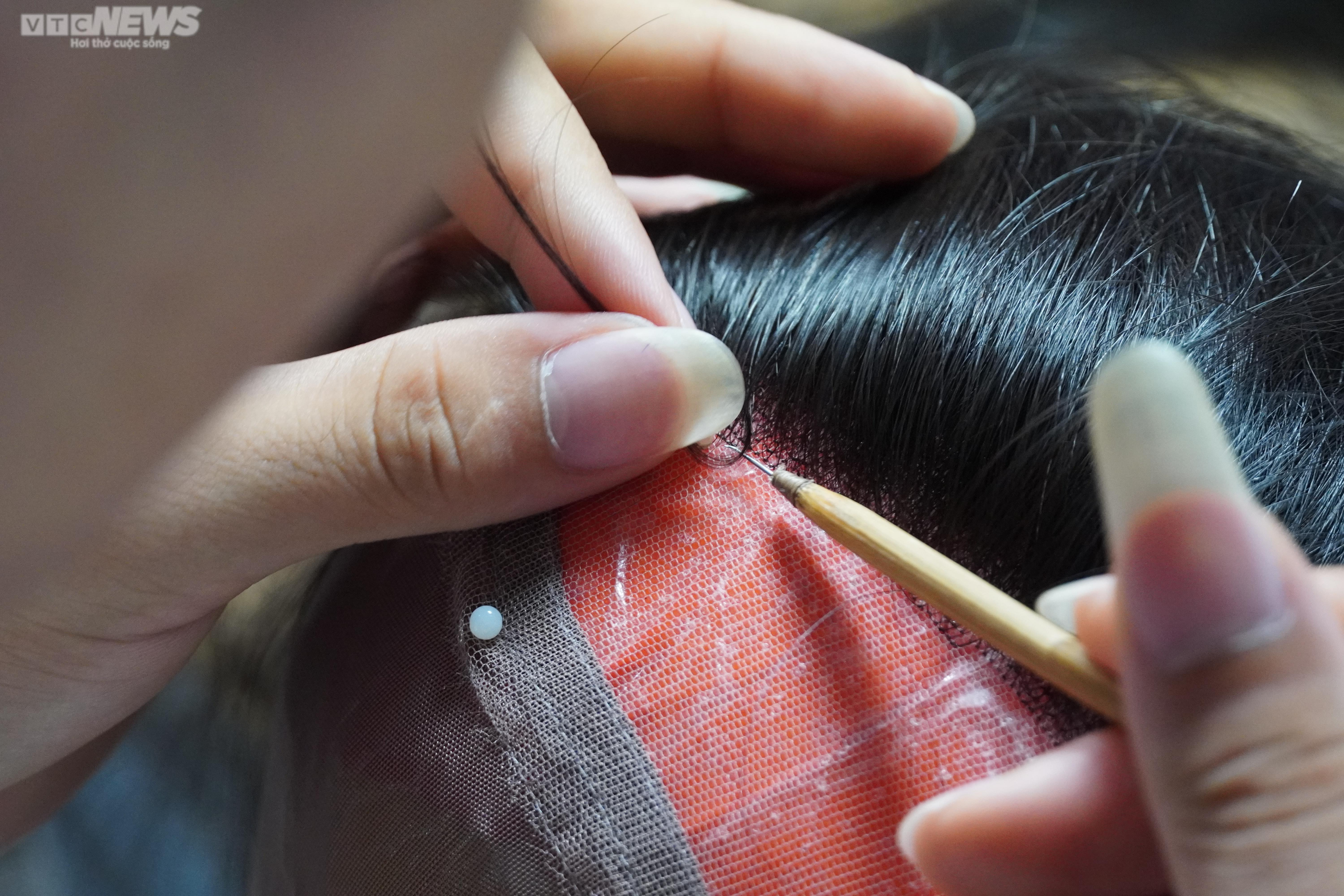 Ảnh: Bên trong xưởng sản xuất tóc giả, xuất đi nước ngoài của phạm nhân - 8