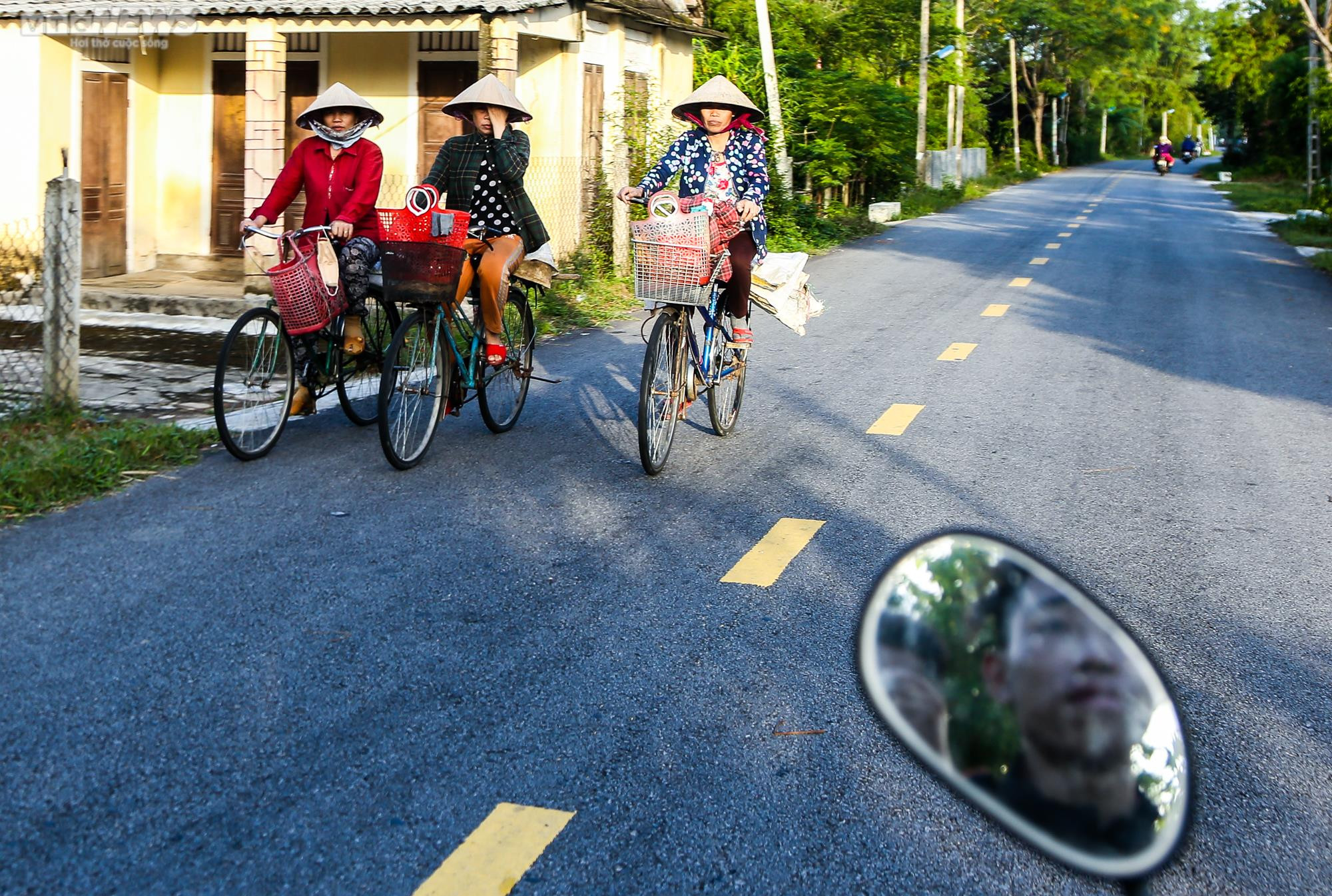 Ảnh: Chiêm ngưỡng bình minh rực rỡ trên phá Tam Giang - 8