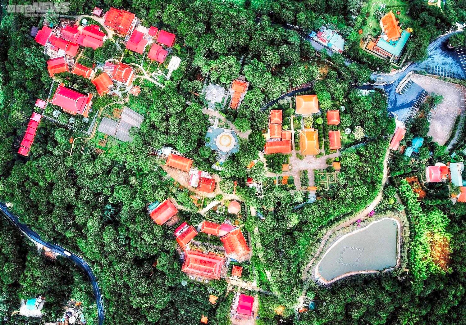 Ảnh: Chiêm ngưỡng Thiền viện Trúc Lâm Đà Lạt, ngôi chùa đẹp tựa tiên cảnh - 1