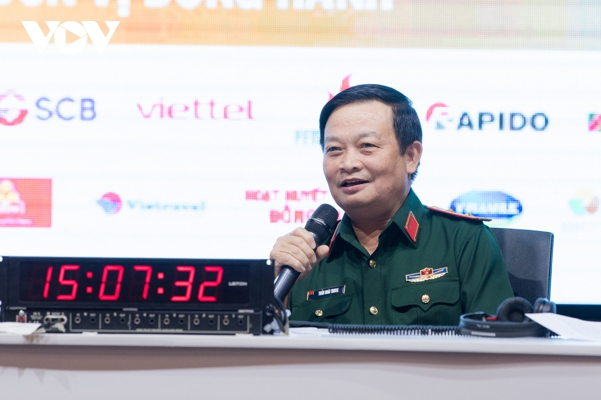 Nhìn lại ngày chấm thi Chương trình phát thanh trực tiếp đầu tiên - 11