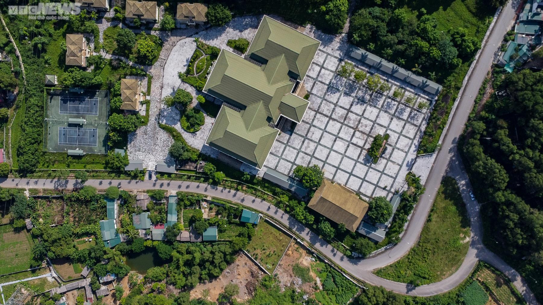 Ảnh: Trung tâm hội nghị hơn 160 tỷ đồng ‘phơi sương’ ở Thanh Hoá - 3