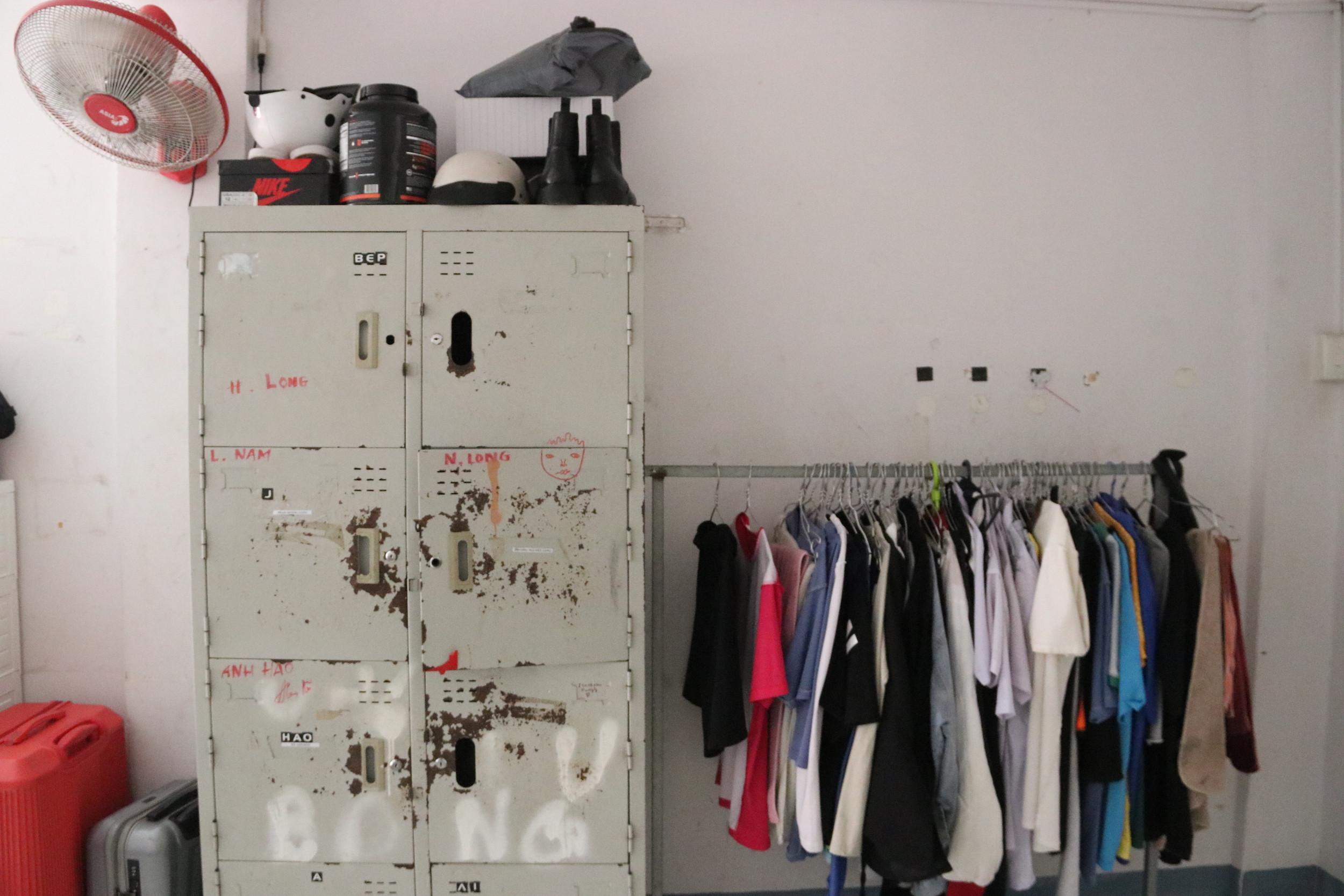 Nghịch lý ở học viện bóng đá trẻ TP.HCM: Tuyển thủ quốc gia vẫn mịt mờ tương lai - 6