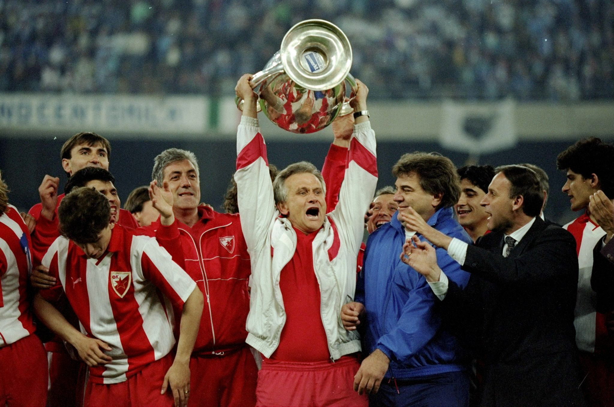 HLV Petrovic: 'Tôi thích đất nước, con người Việt Nam' - 3