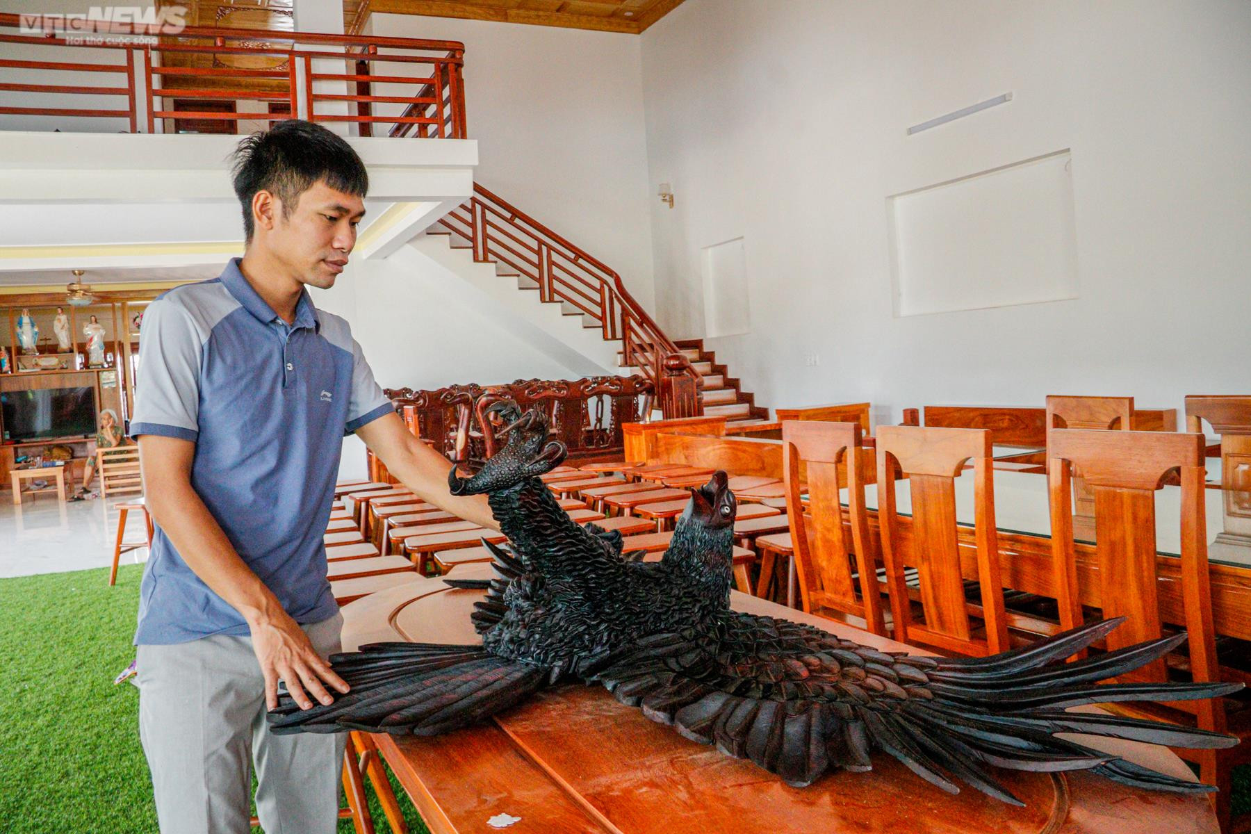 'Vết nhơ' tuổi 20 và hành trình vá lại cuộc đời của ông chủ xưởng gỗ - 1