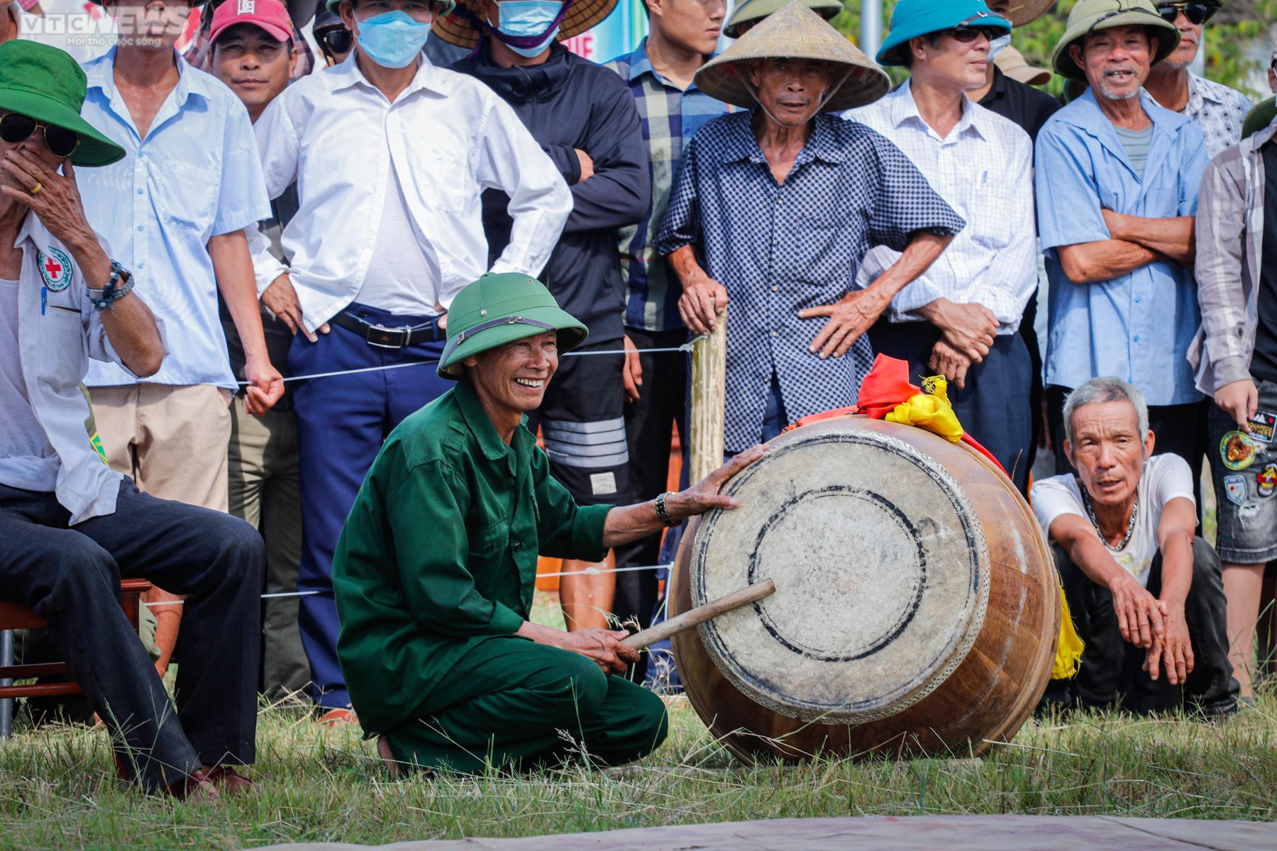 Ảnh: Nghìn người tham dự hội đấu vật độc đáo nhất Hà Tĩnh - 3