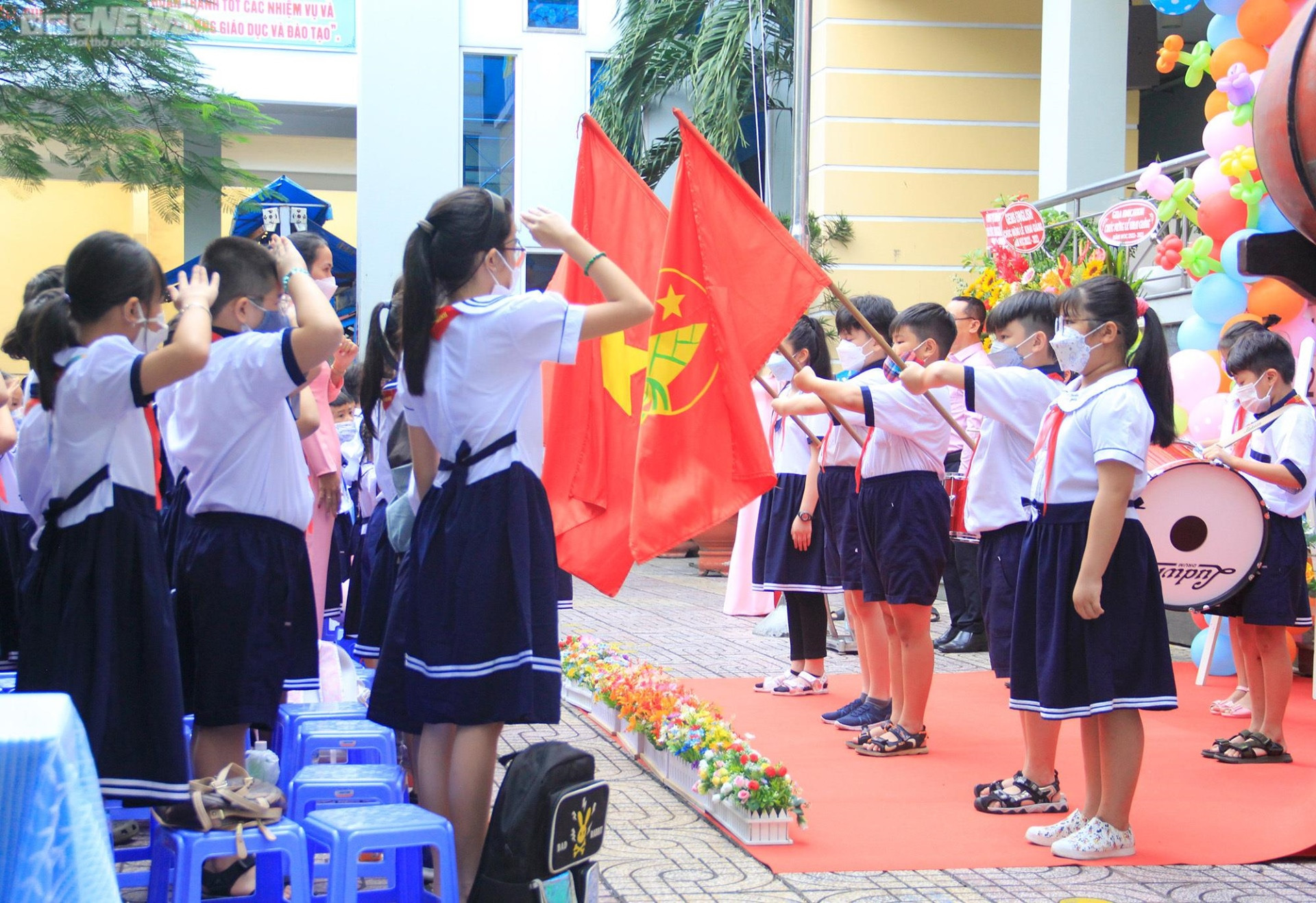 Khoảnh khắc ngộ nghĩnh, đáng yêu của trẻ ngày đầu đến trường - 24