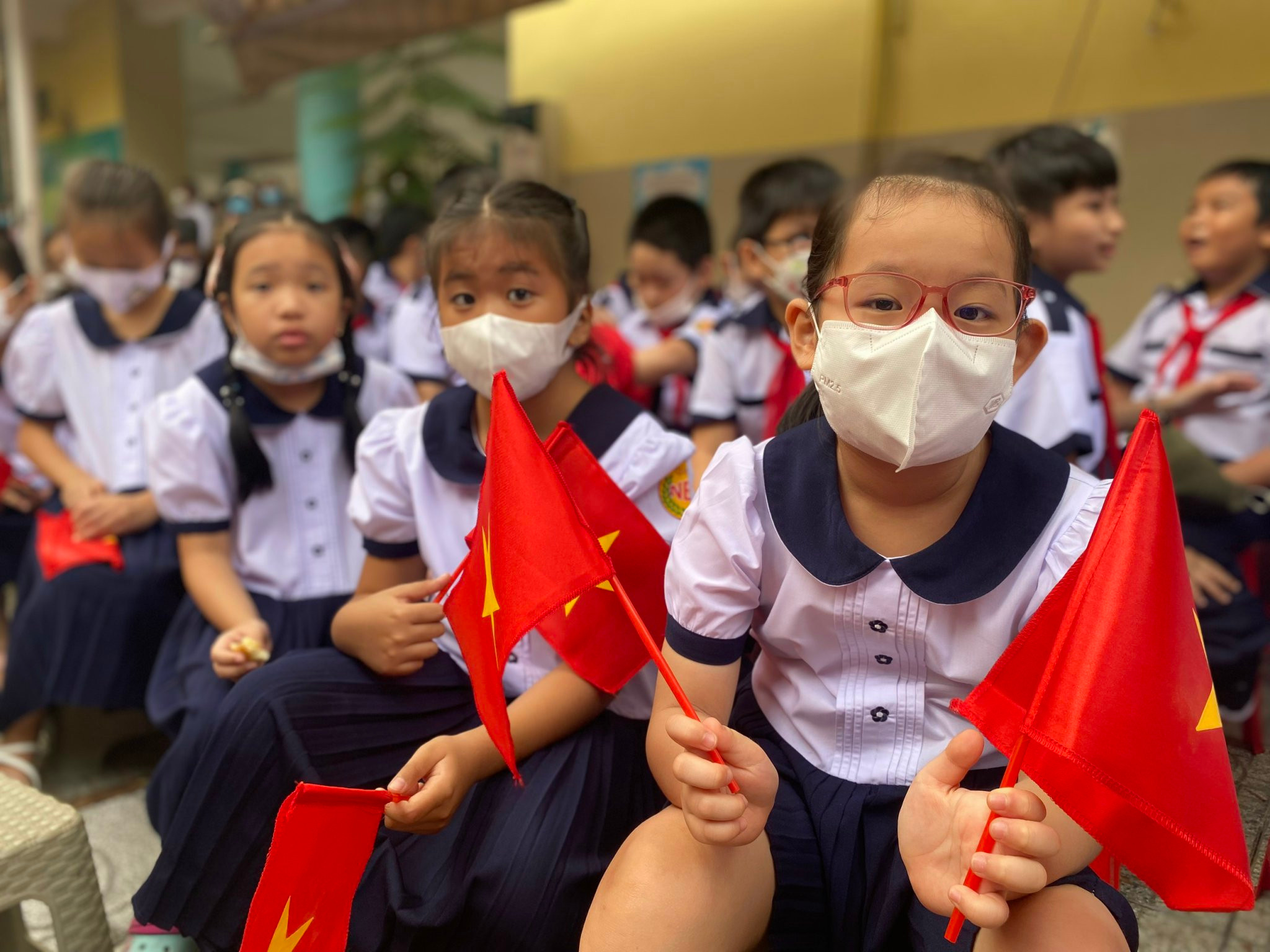 Khoảnh khắc ngộ nghĩnh, đáng yêu của trẻ ngày đầu đến trường - 20