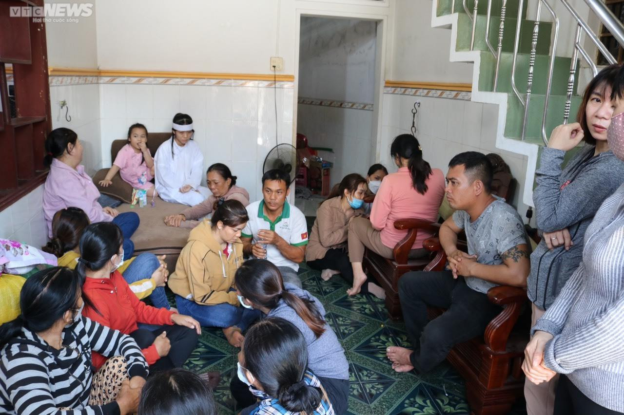 Sập tường 5 người chết ở Bình Định: 'Con chỉ ở với mẹ đêm nay nữa thôi' - 1