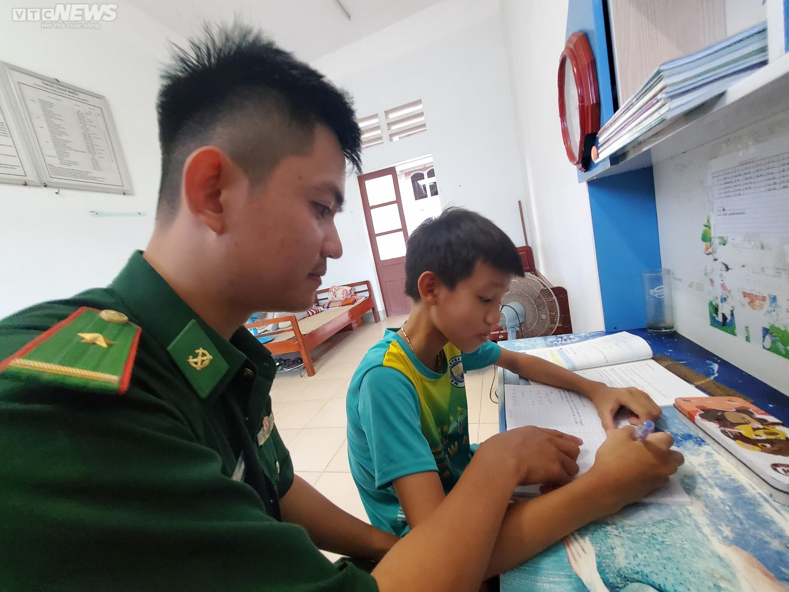 'Chú bộ đội con' của Đồn Biên phòng Tuy Hòa - 1