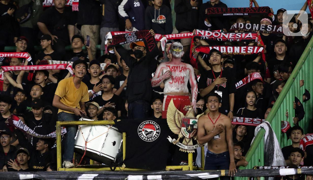 Lời cảnh báo bị phớt lờ trước thảm kịch khiến 125 người chết tại Indonesia - 3