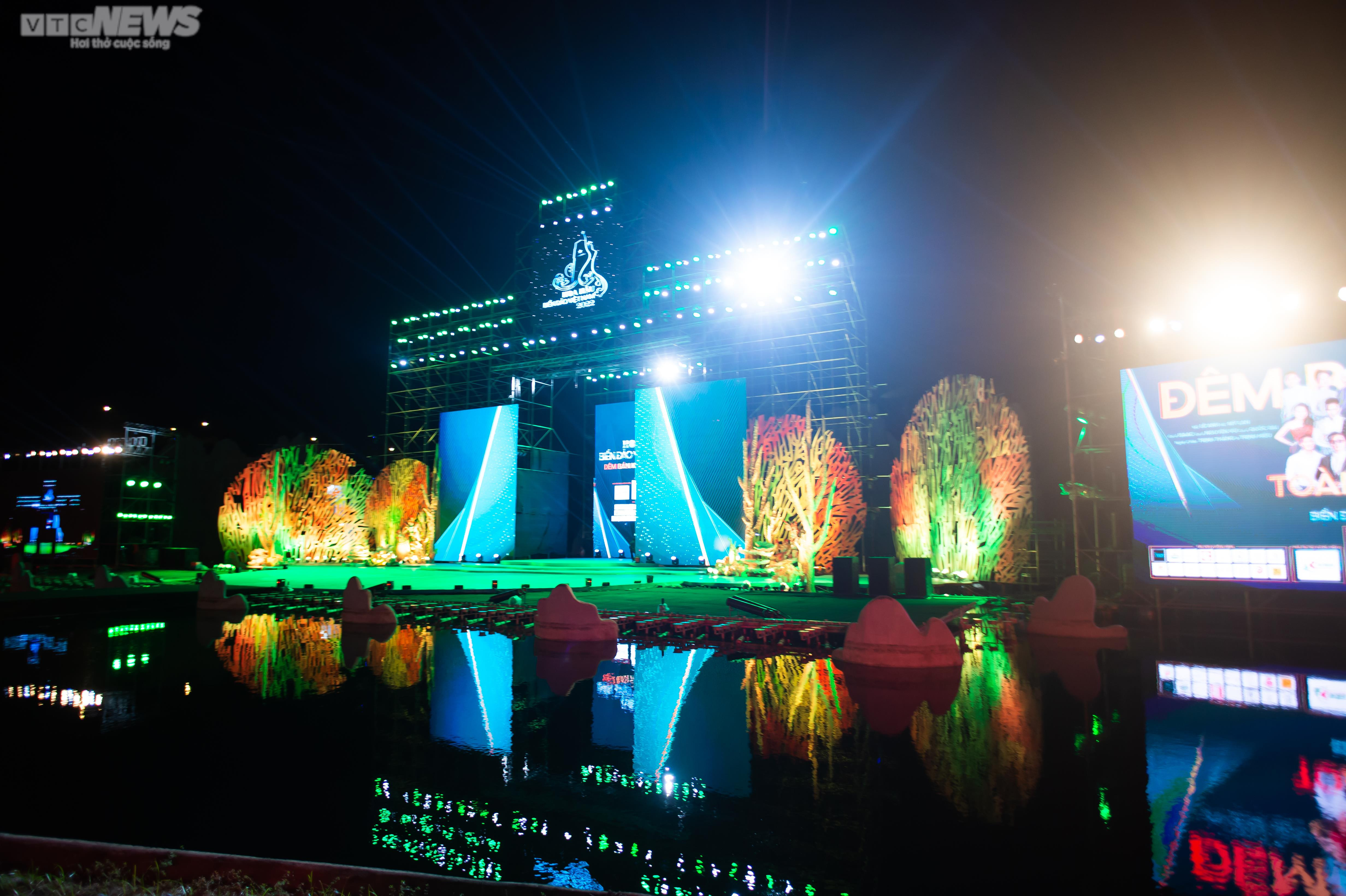 Dàn sao Việt hội tụ tại bán kết Hoa hậu Biển đảo Việt Nam 2022 - 1