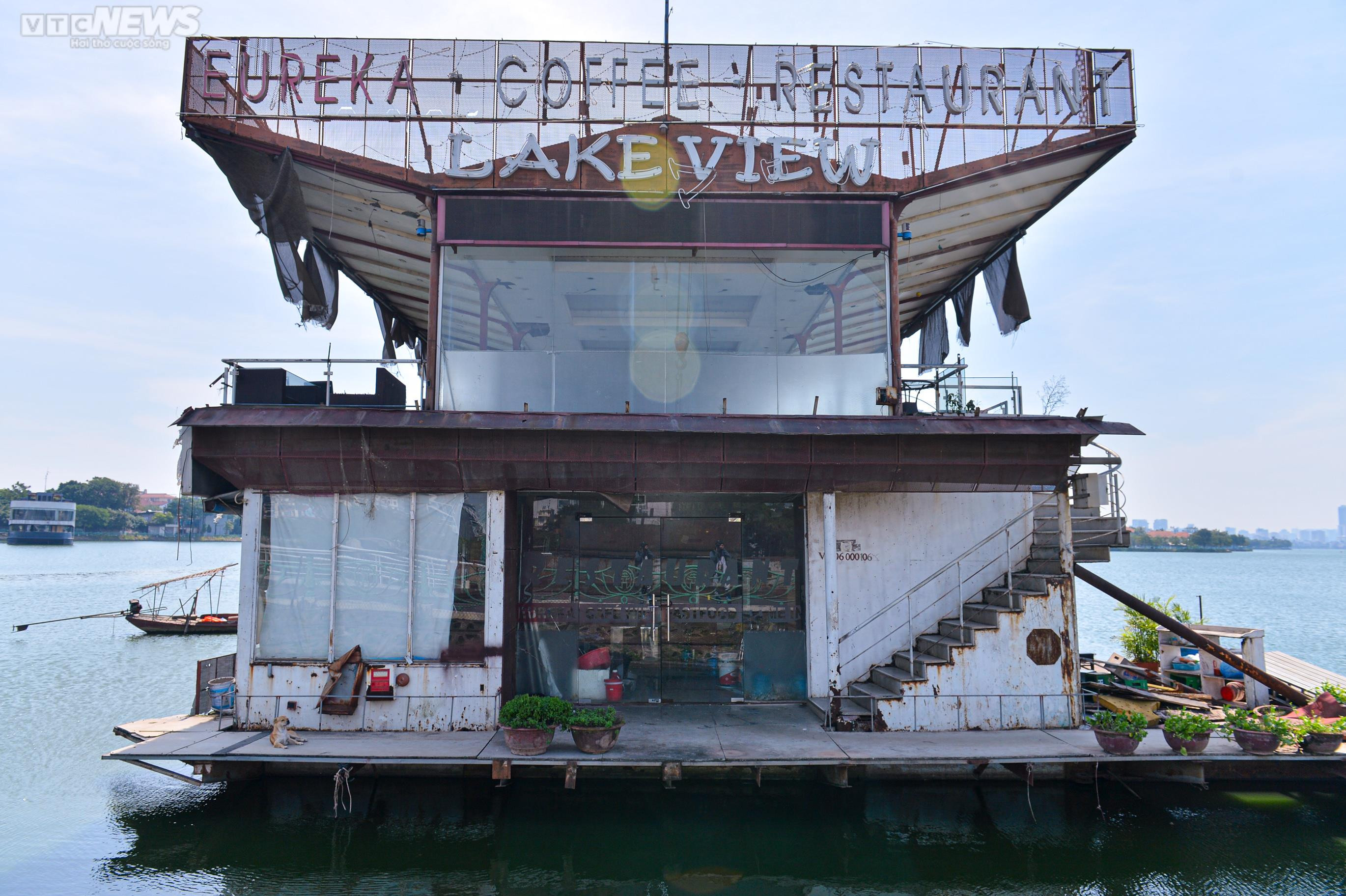 Ảnh: Hà Nội tháo dỡ 5 du thuyền cuối cùng tại Hồ Tây - 3