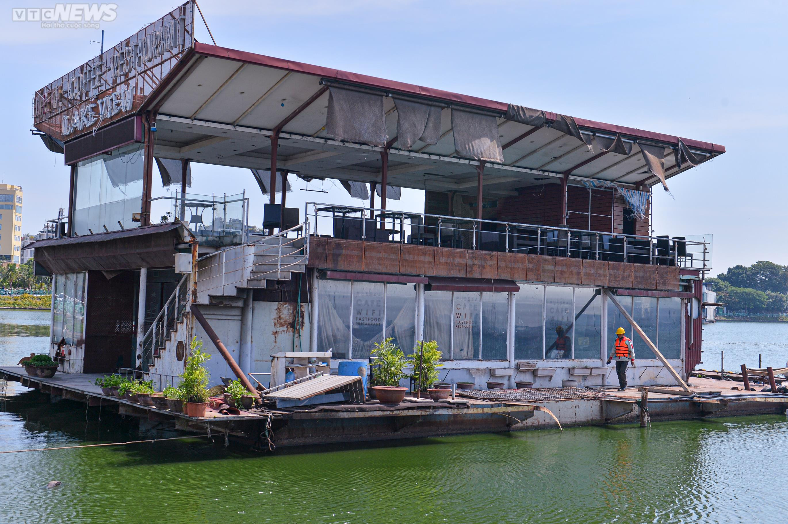 Ảnh: Hà Nội tháo dỡ 5 du thuyền cuối cùng tại Hồ Tây - 10