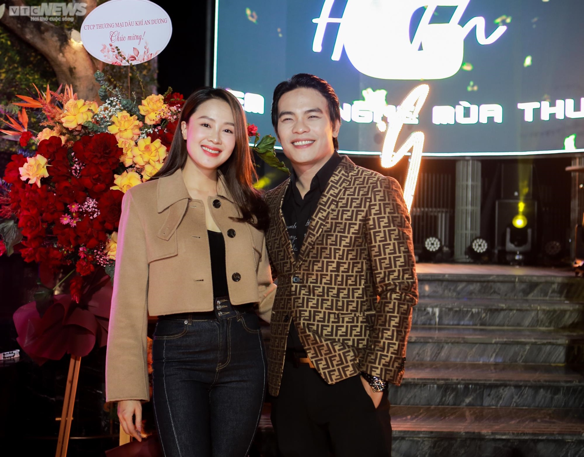 Dương Trường Giang và dàn ca sỹ say đắm hát trong show ‘Em có nghe mùa thu’ - 4