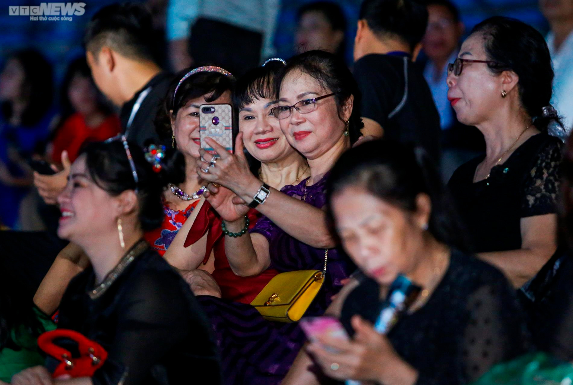 Quảng Ninh: Hàng nghìn người xem chung kết Hoa hậu Biển đảo Việt Nam 2022 - 6