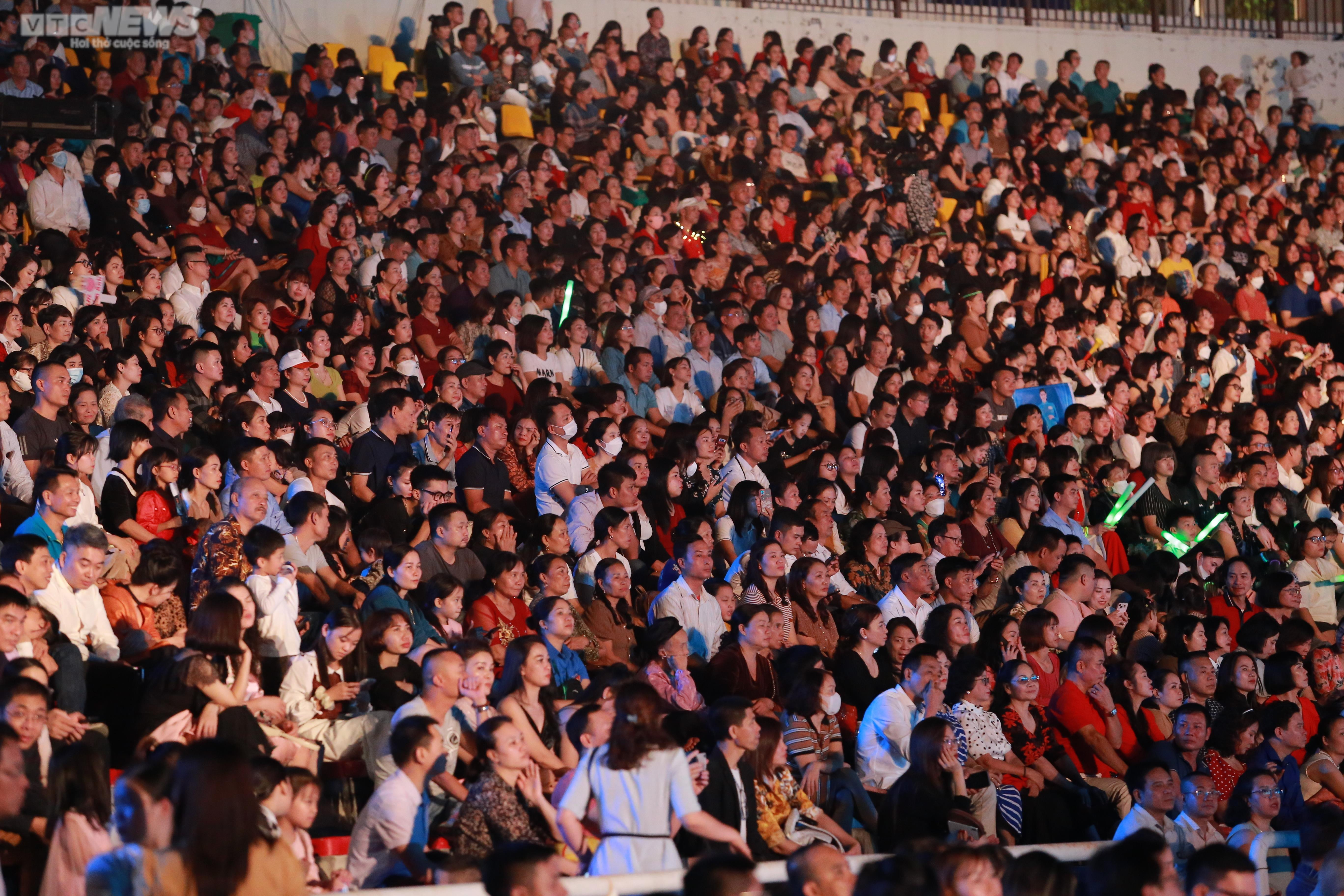 Màn trình diễn áo tắm của top 36 Hoa hậu Biển đảo Việt Nam 2022 - 11