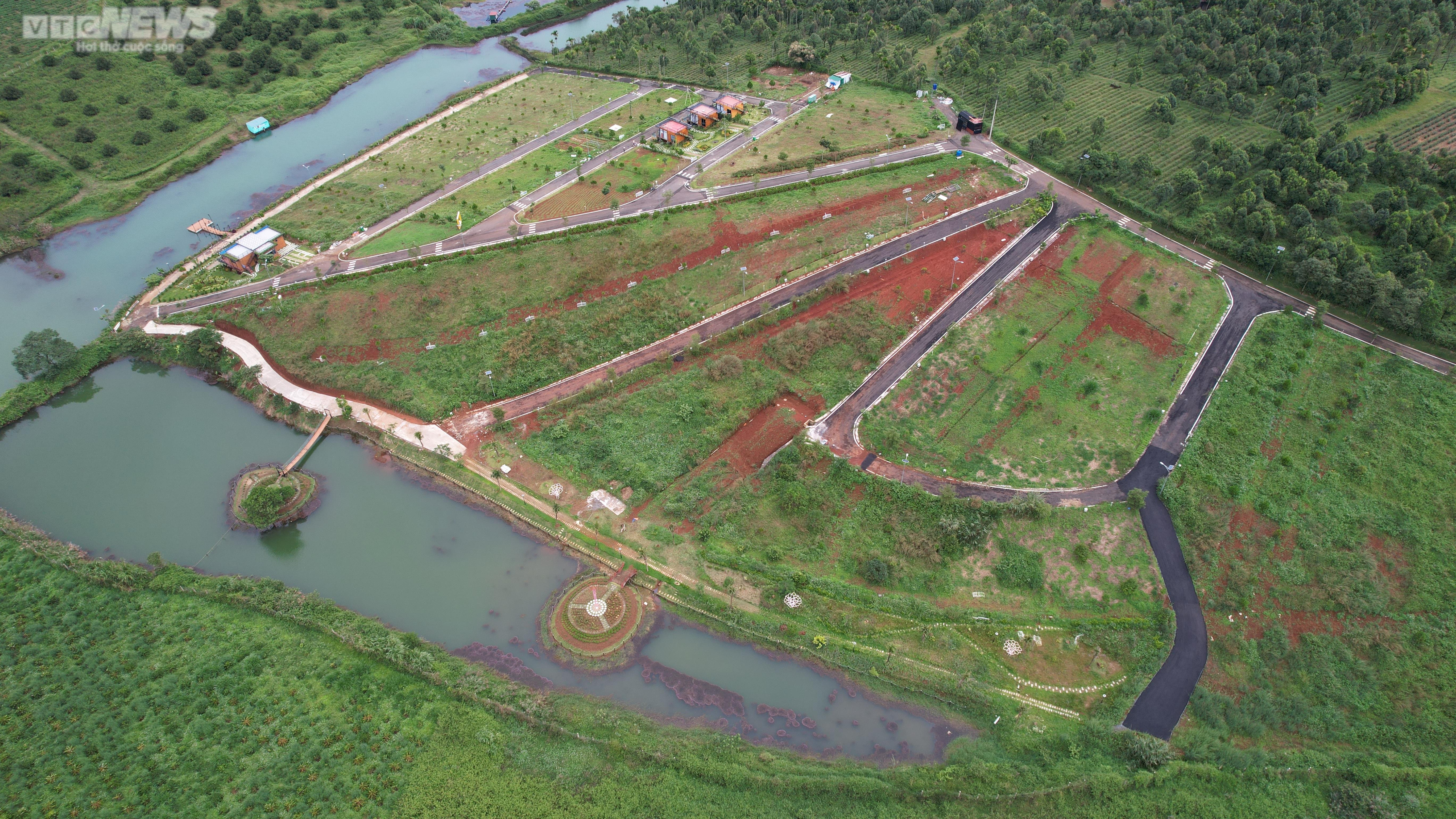 Nhiều 'siêu dự án' hoang hóa, không bóng người ở Lâm Đồng - 14