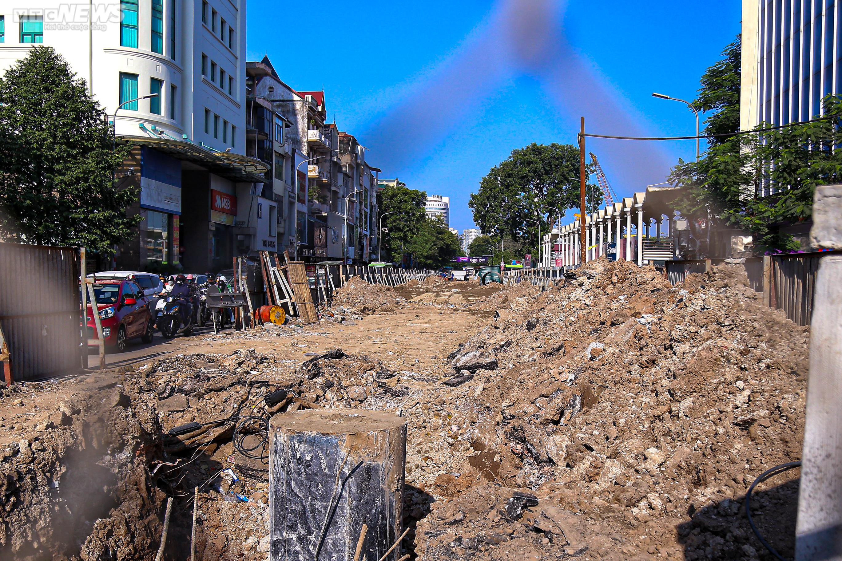 Dự án cầu vượt chữ C ở Hà Nội chậm tiến độ, dân khổ sở vì ùn tắc liên miên - 6