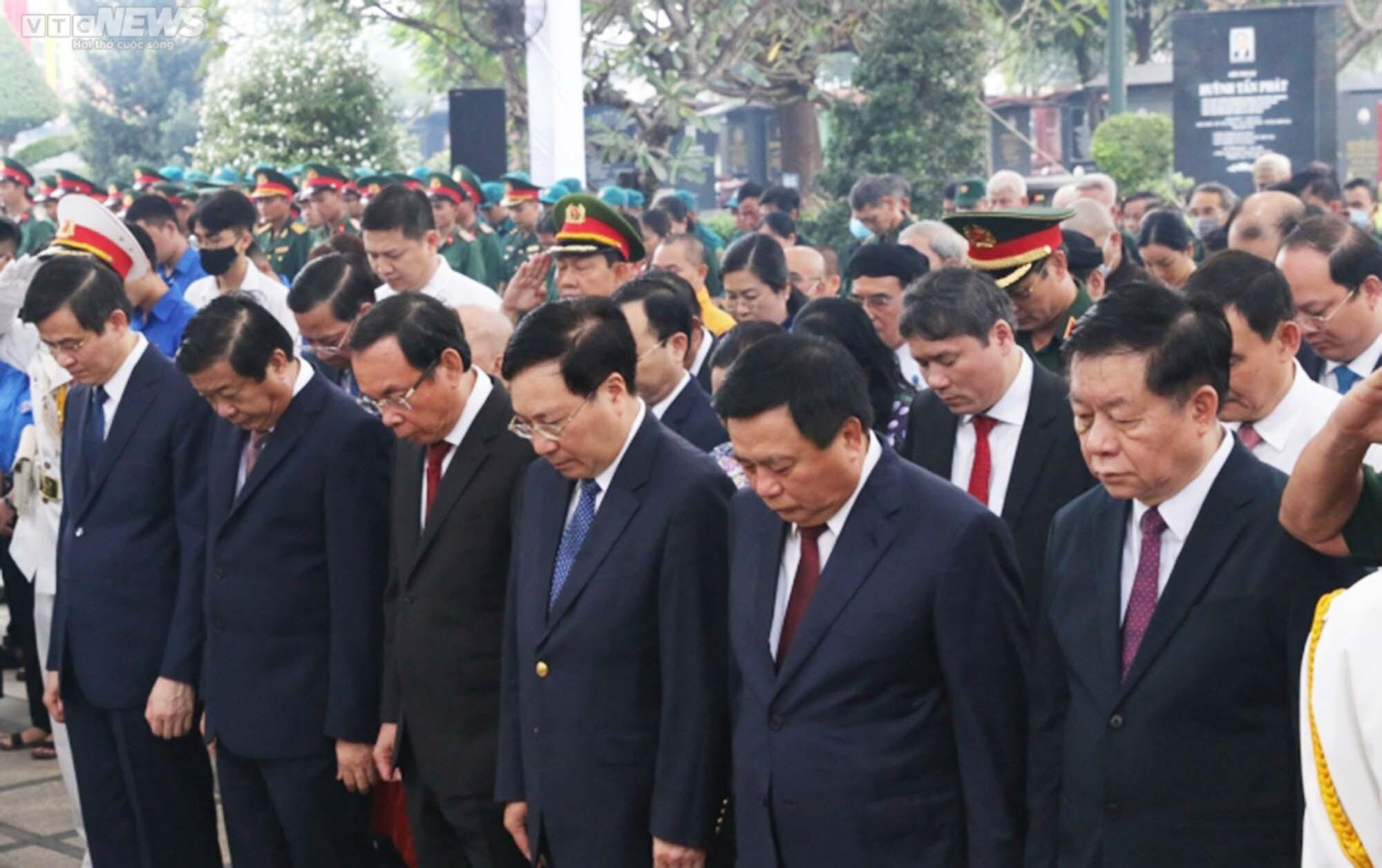 Đoàn lãnh đạo Đảng, Nhà nước dâng hương tưởng niệm Thủ tướng Võ Văn Kiệt - 4