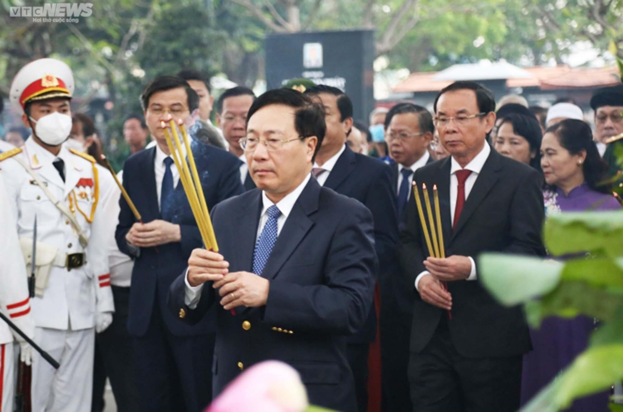 Đoàn lãnh đạo Đảng, Nhà nước dâng hương tưởng niệm Thủ tướng Võ Văn Kiệt - 5