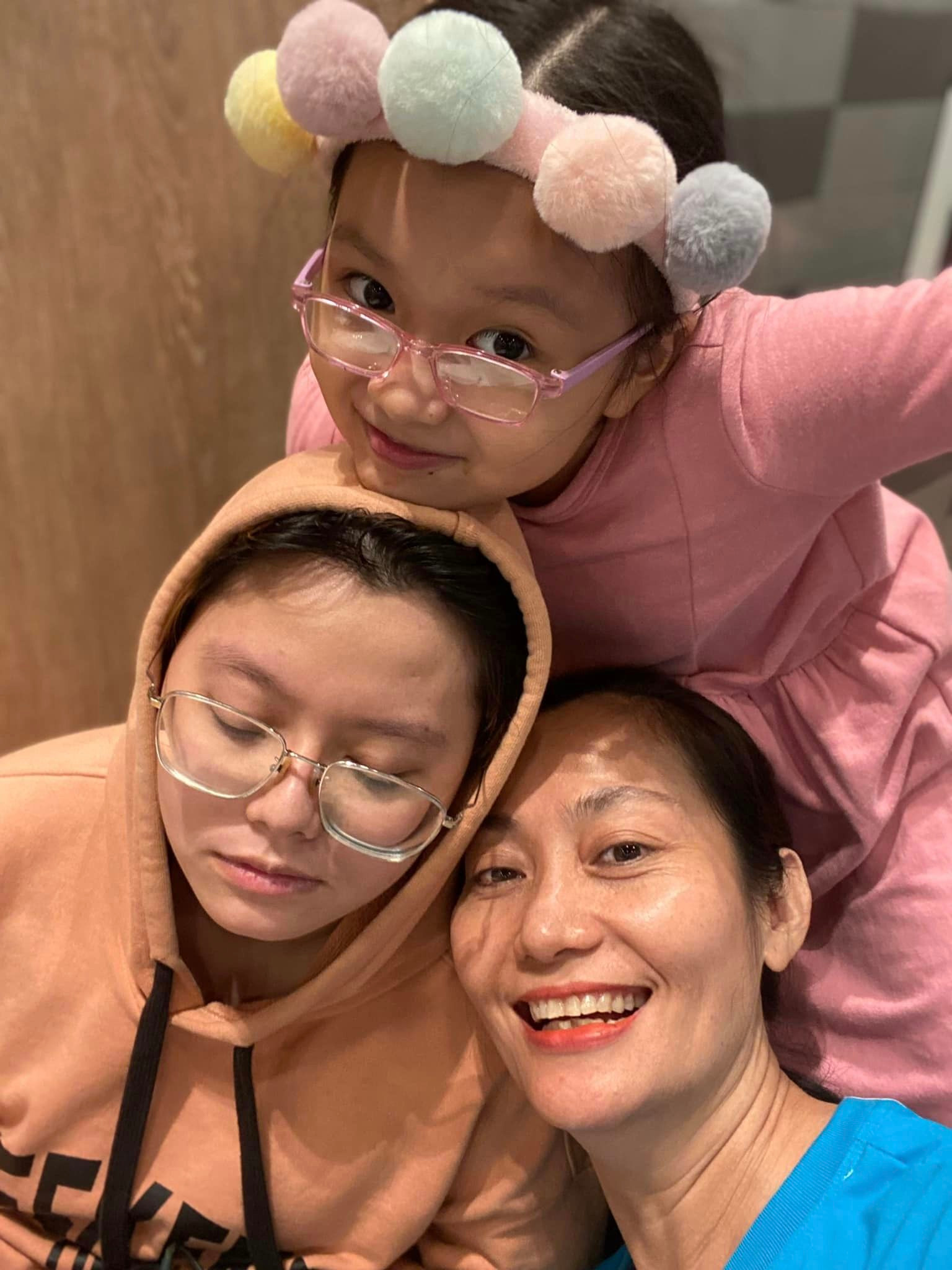 NSƯT Hạnh Thuý: Tôi có ngồi trên đống tiền cũng không sang được - 11