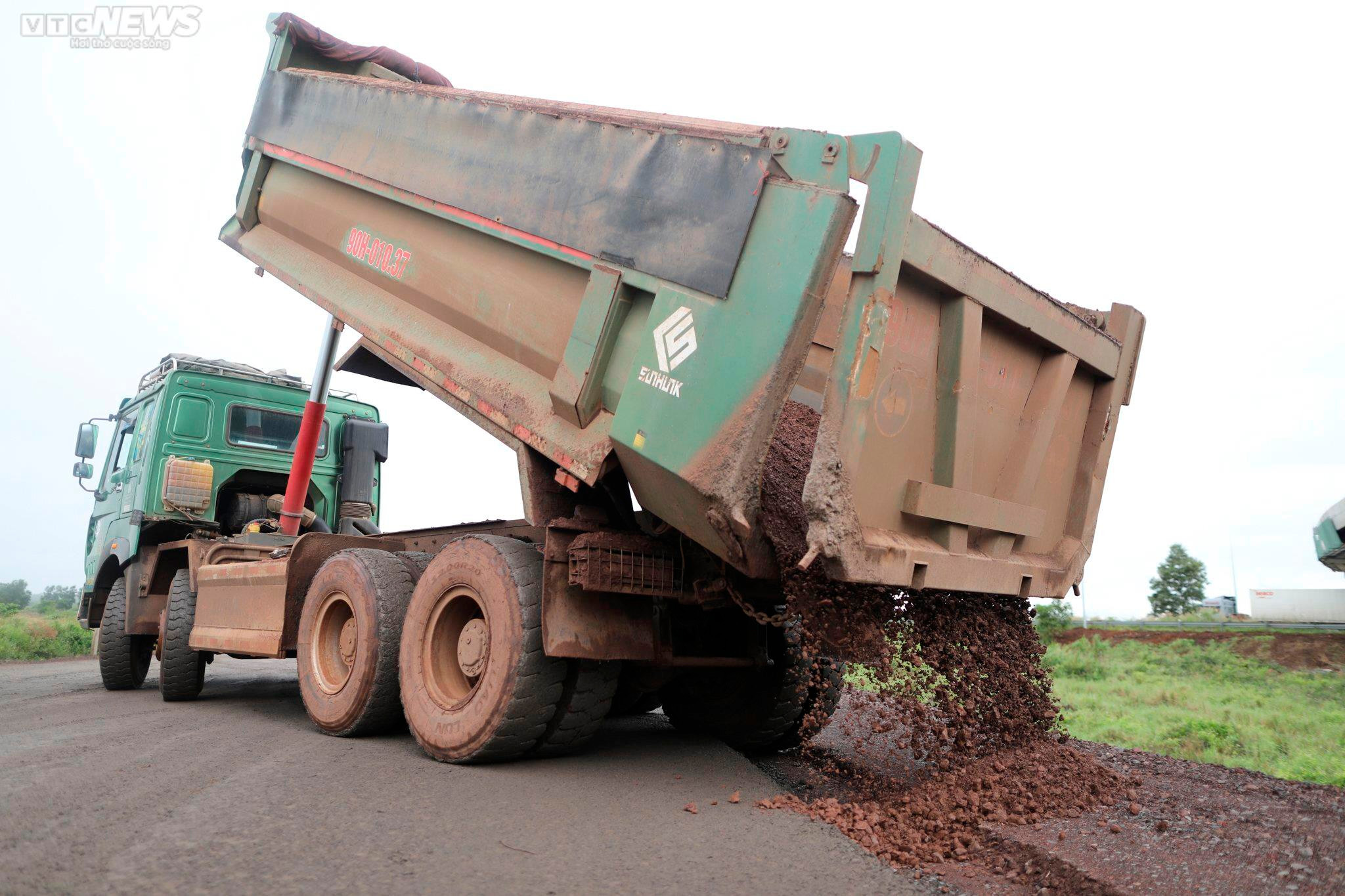 Cận cảnh Dự án cao tốc Dầu Giây - Phan Thiết trước ngày thông xe kỹ thuật - 8
