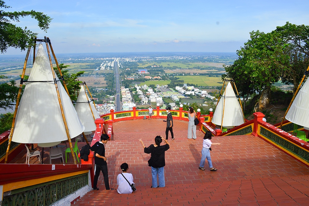 Núi Sam và huyền tích linh thiêng - 6