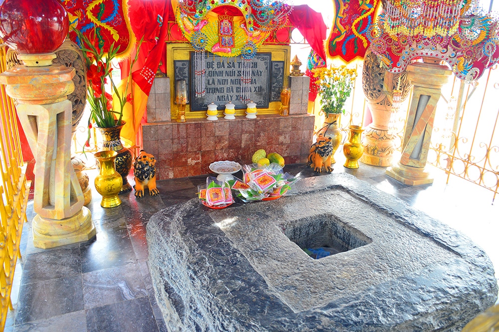 Núi Sam và huyền tích linh thiêng - 3
