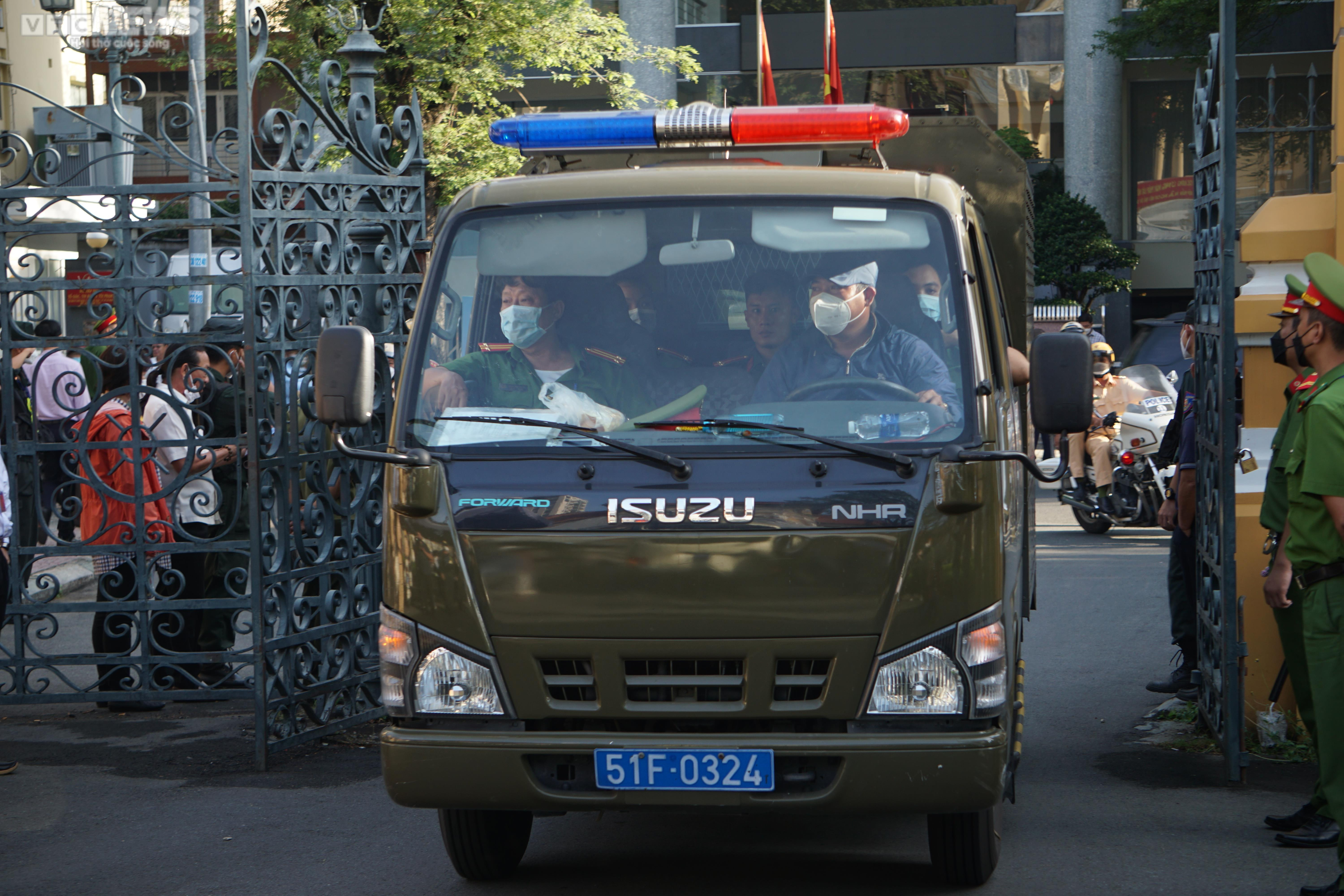 CEO Alibaba Nguyễn Thái Luyện và đồng phạm tại phiên xét xử đầu tiên - 1