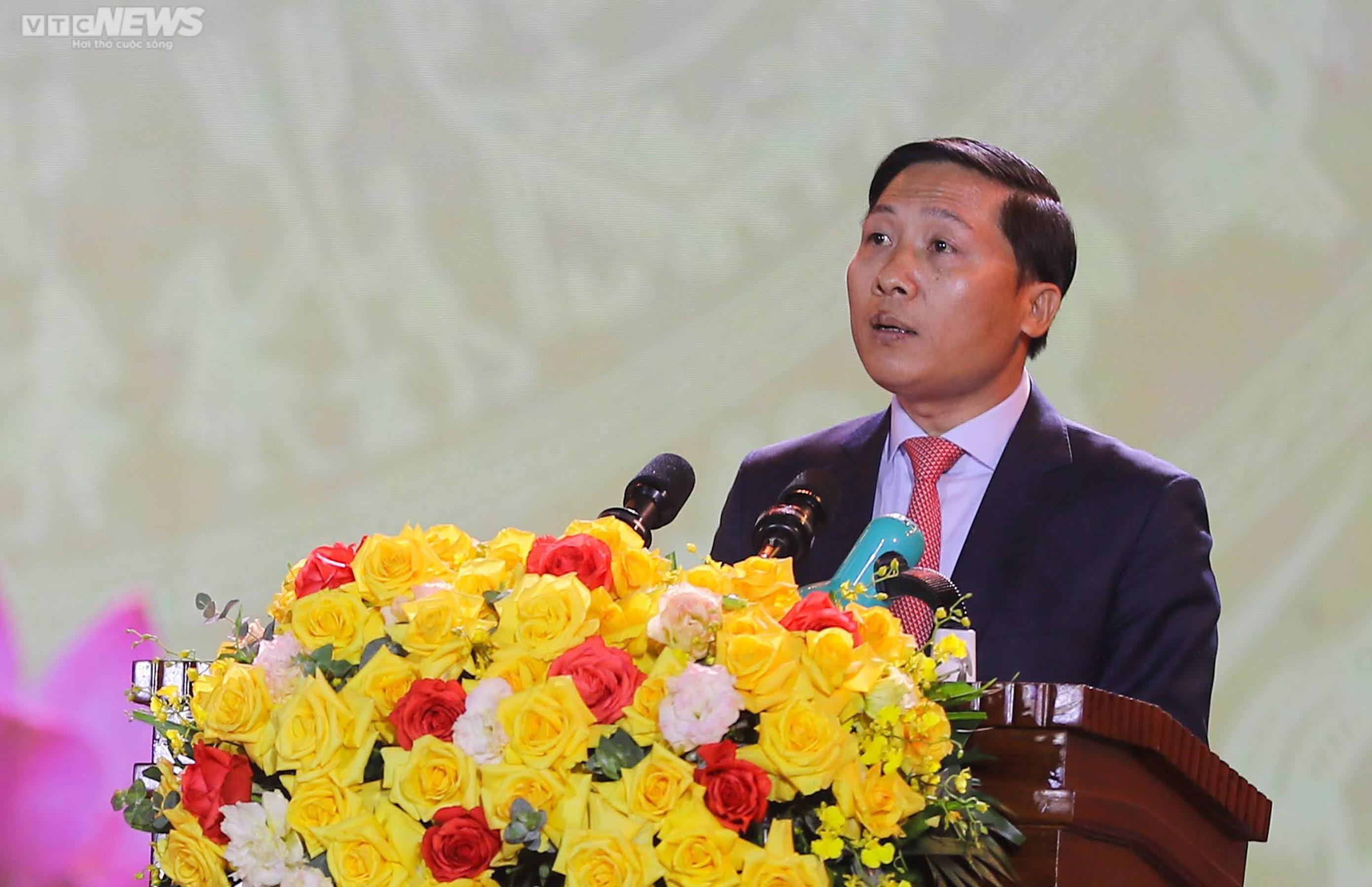 Huyện Mê Linh đón nhận danh hiệu đạt chuẩn nông thôn mới - 16