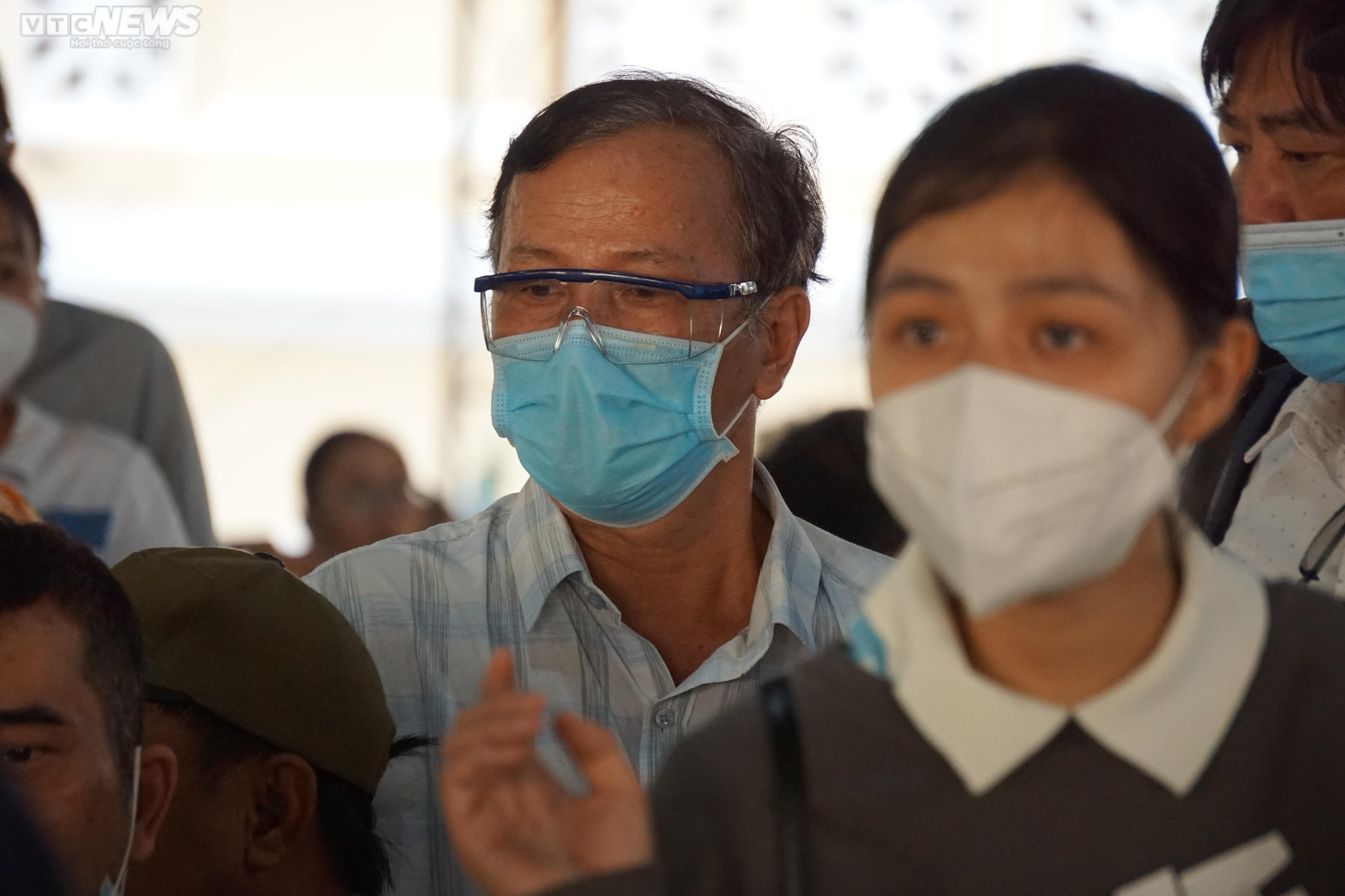 TAND TP.HCM đông kín người trong ngày cuối nhận đơn bị hại vụ án Công ty Alibaba - 16