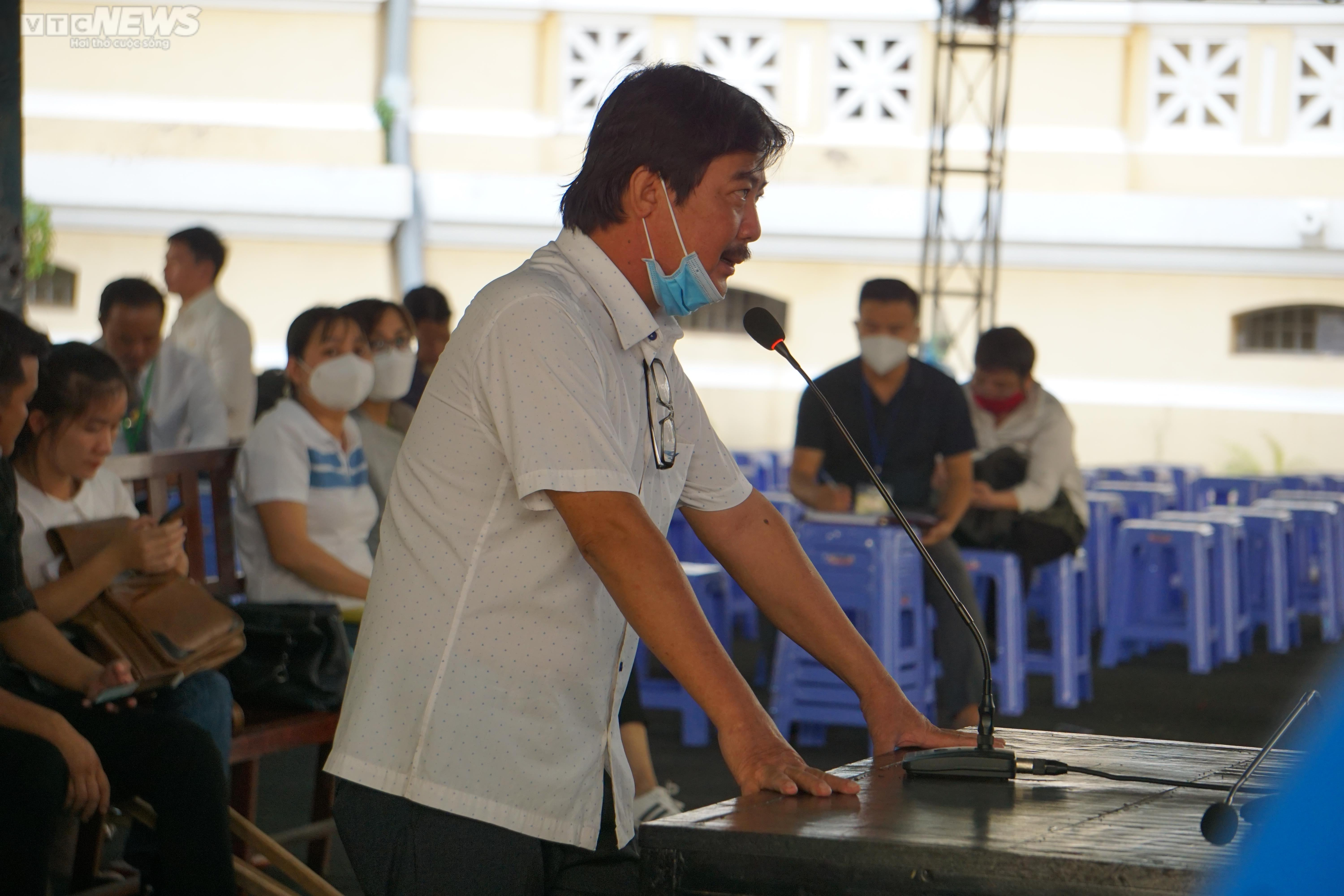 TAND TP.HCM đông kín người trong ngày cuối nhận đơn bị hại vụ án Công ty Alibaba - 8