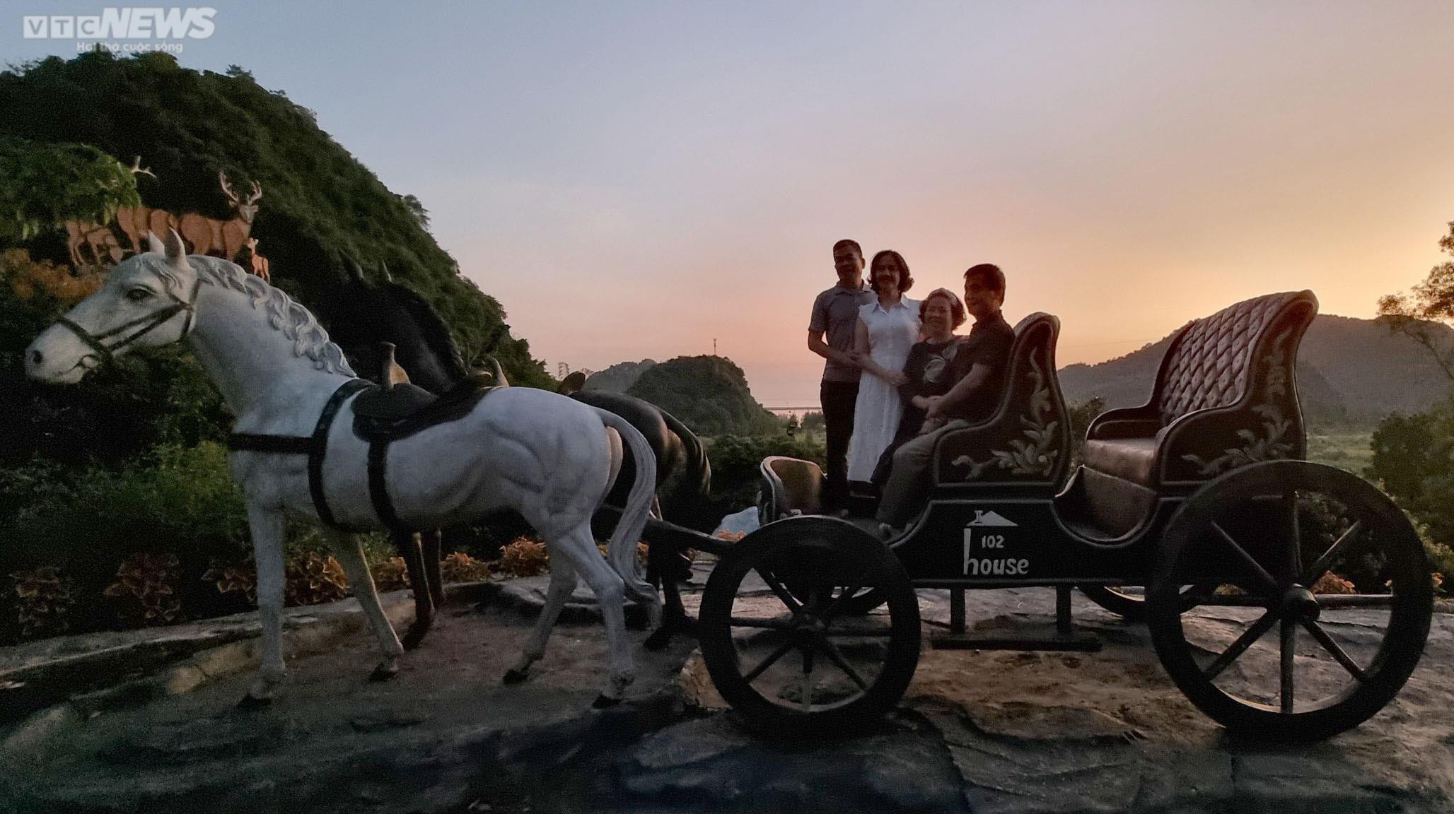 Chiêm ngưỡng ngôi nhà 'có 1 không 2' trên đảo Cát Bà - 8