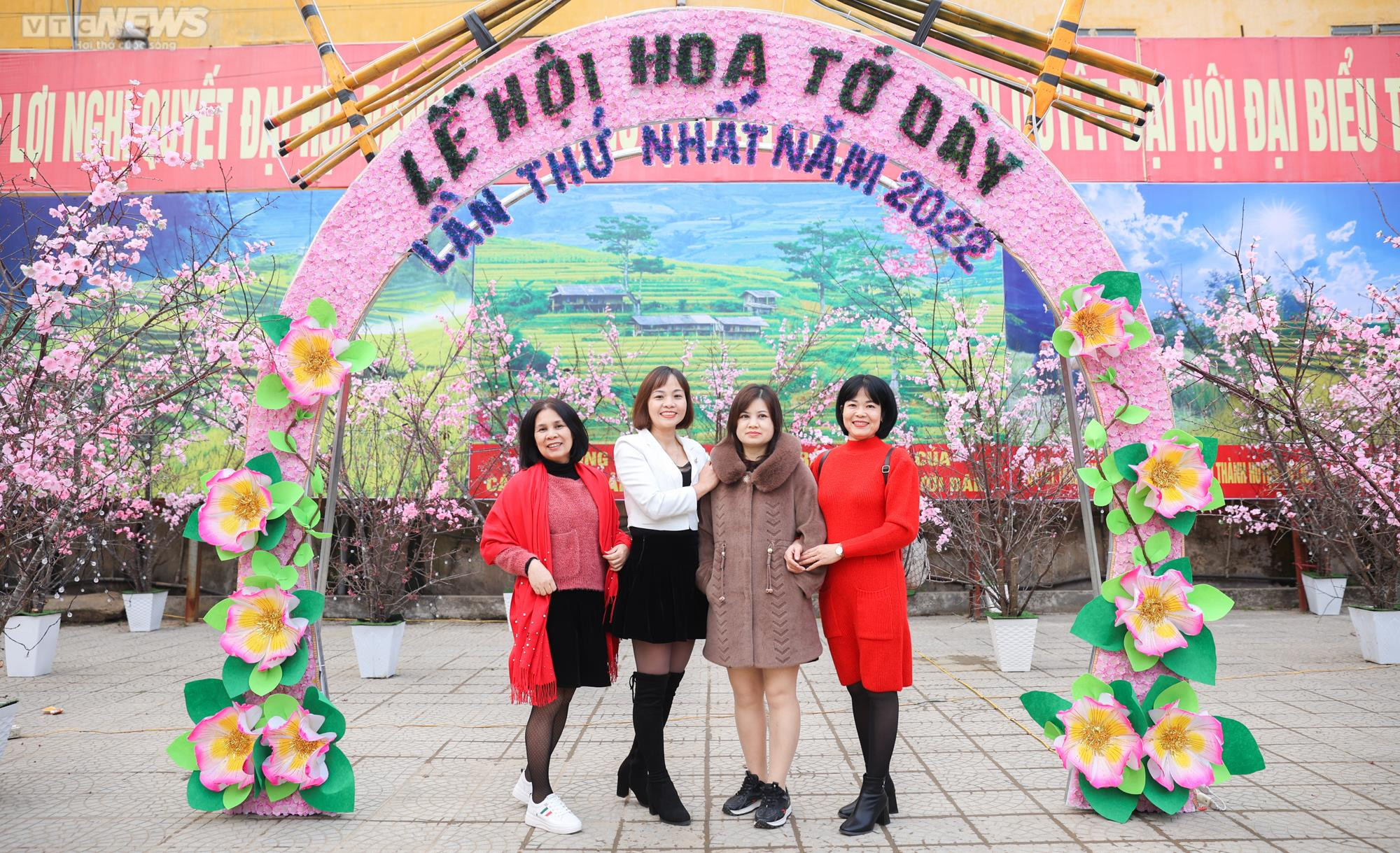 Lễ hội hoa tớ dày Mù Cang Chải thu hút du khách thập phương - 11