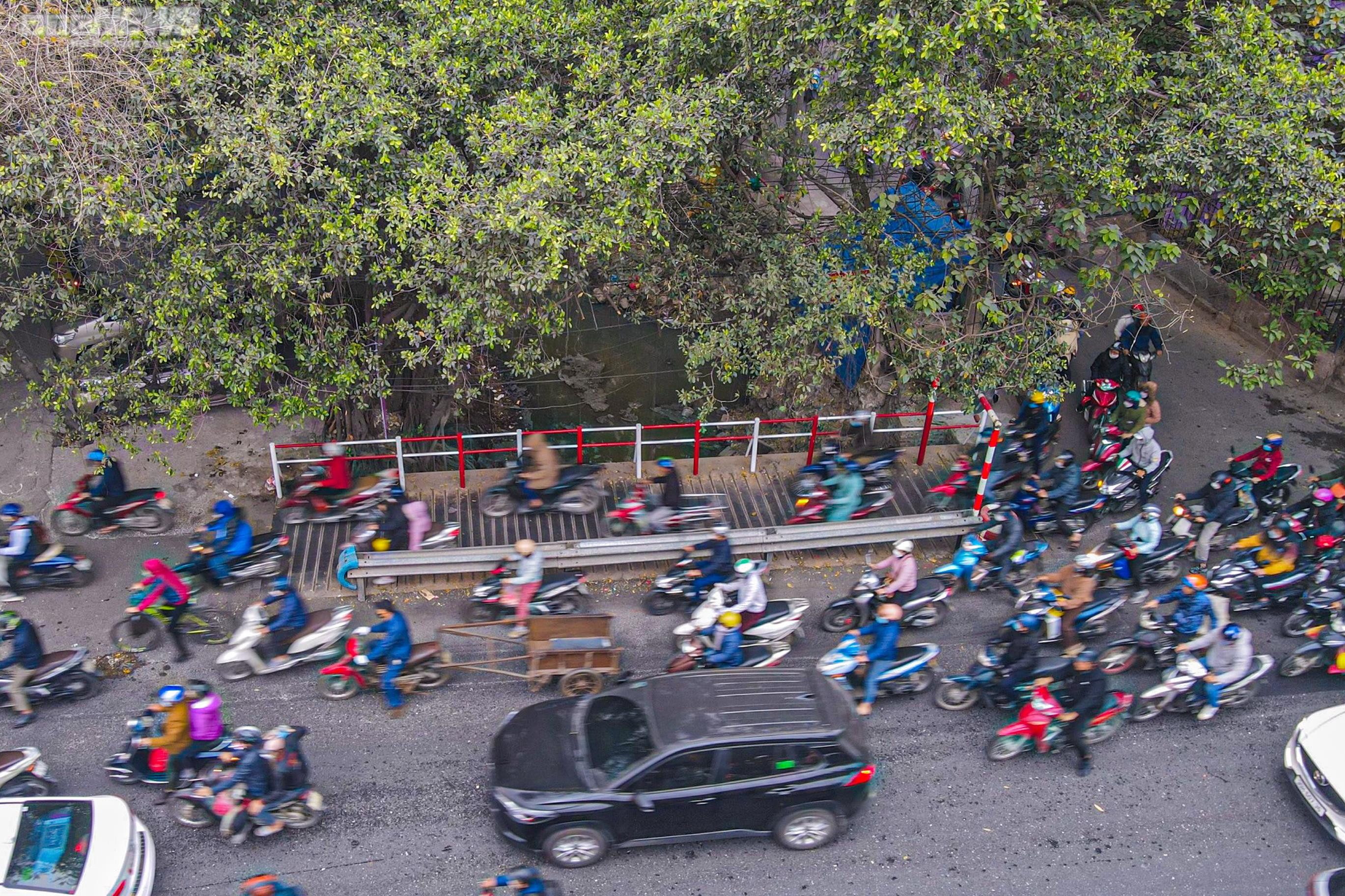 Thông xe 2 cầu dàn thép, gỡ ùn tắc nút giao 'nóng' nhất Thủ đô - 2