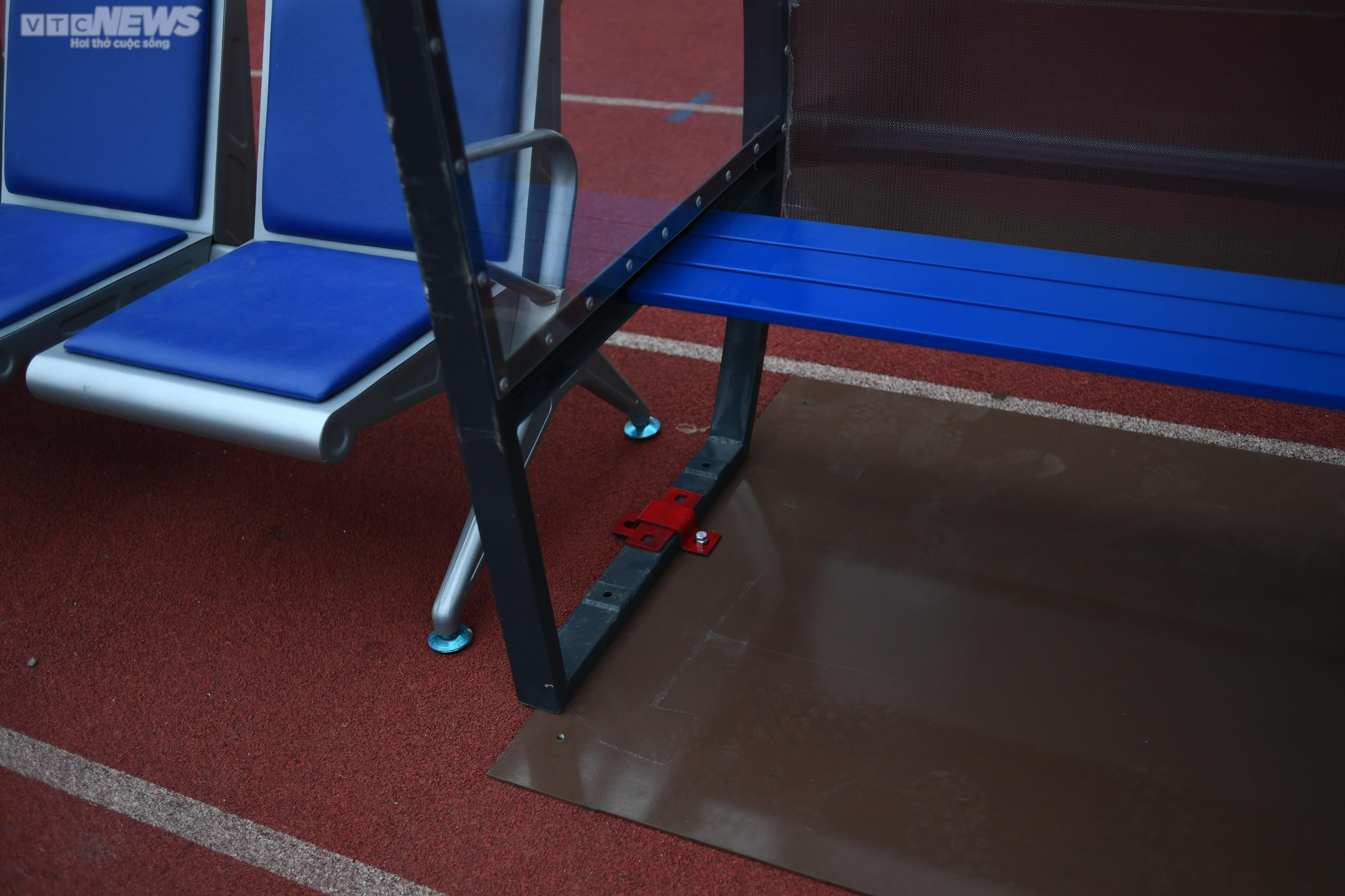 Sân Mỹ Đình tiêu điều, mặt cỏ héo úa trước trận Việt Nam vs Malaysia - 2