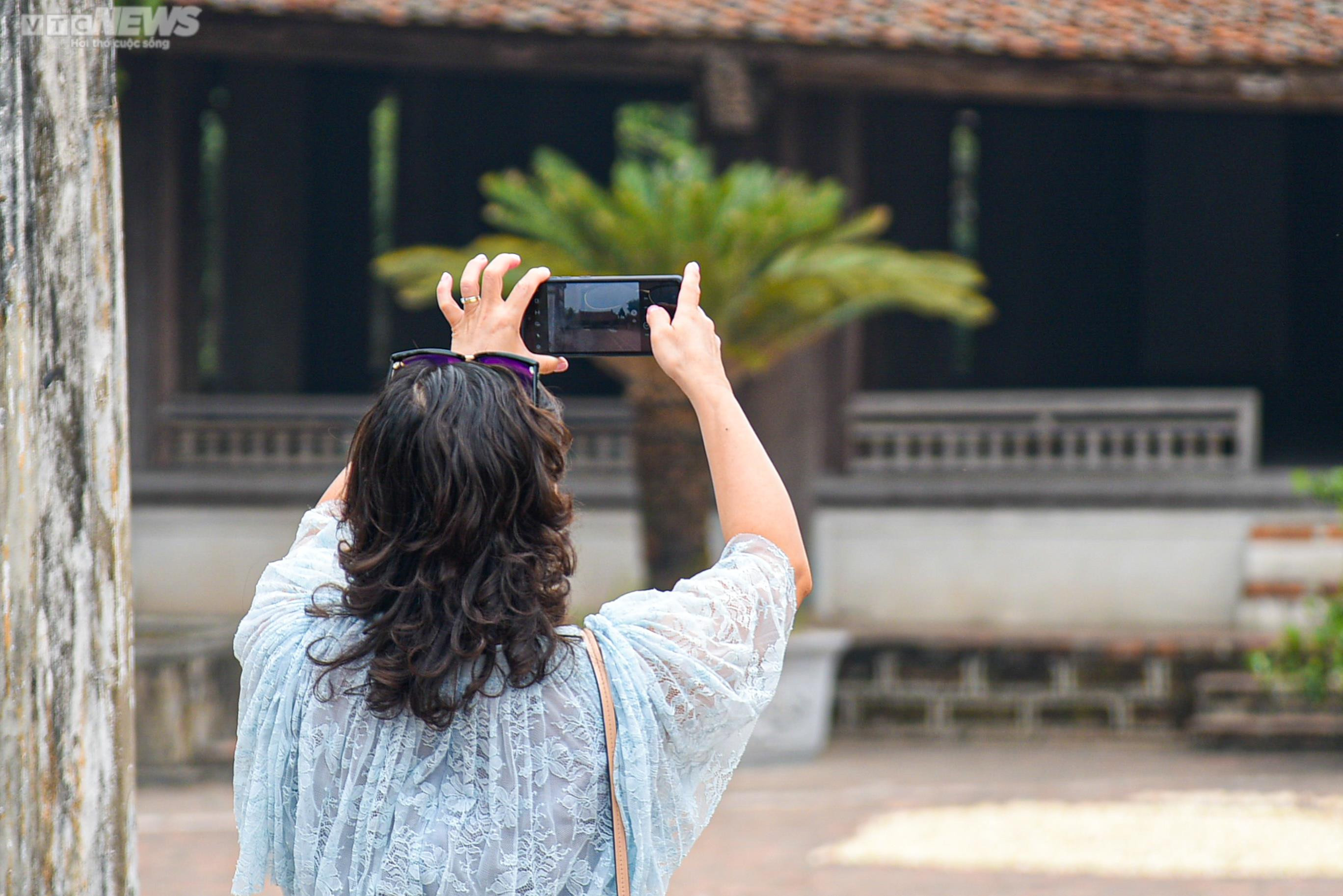 Ngôi làng cổ 'độc nhất vô nhị' ở miền Bắc ngày càng vắng bóng khách du lịch - 15