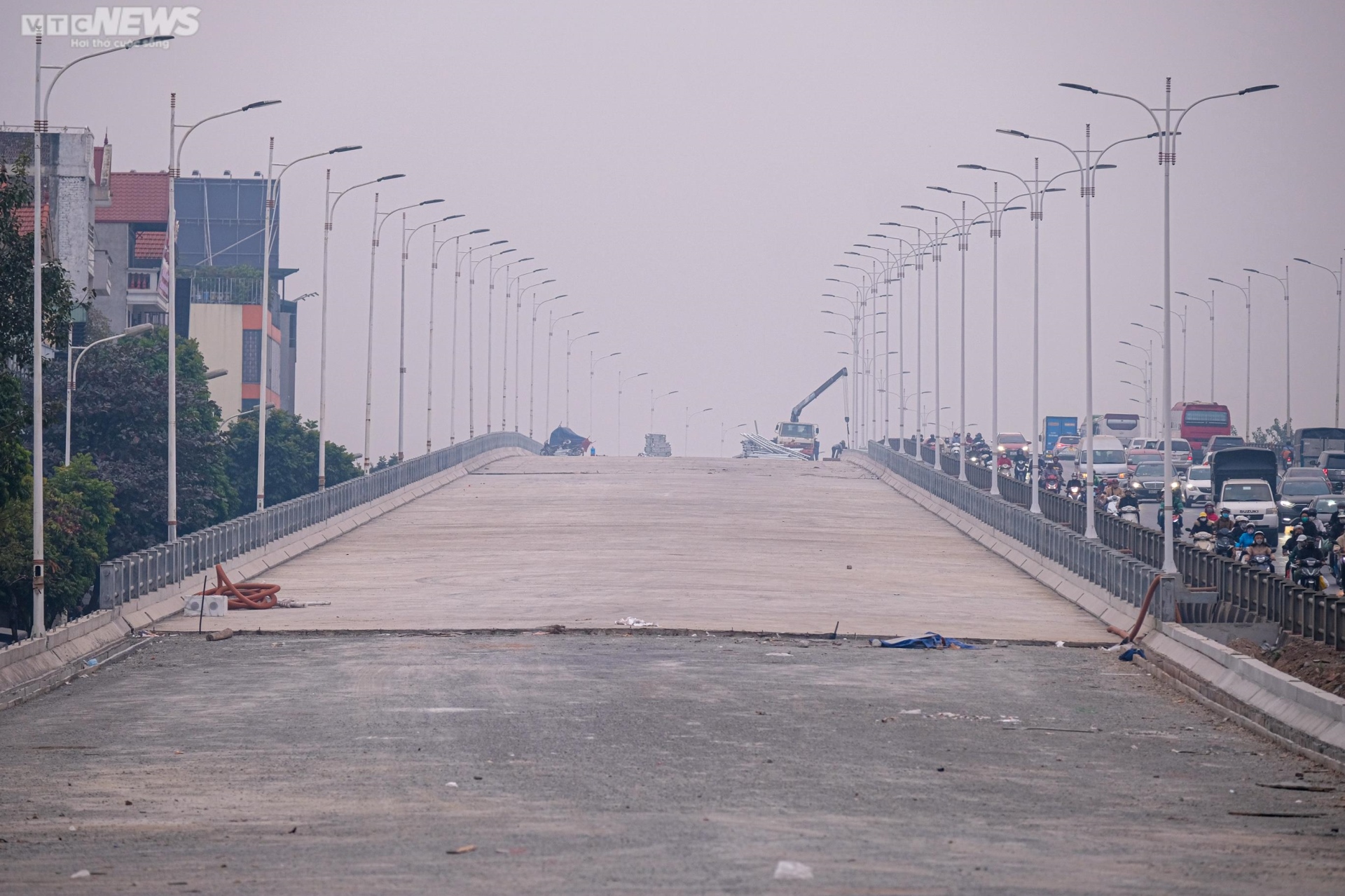 Toàn cảnh dự án cầu Vĩnh Tuy sắp hoàn thành nhìn từ trên cao - 11