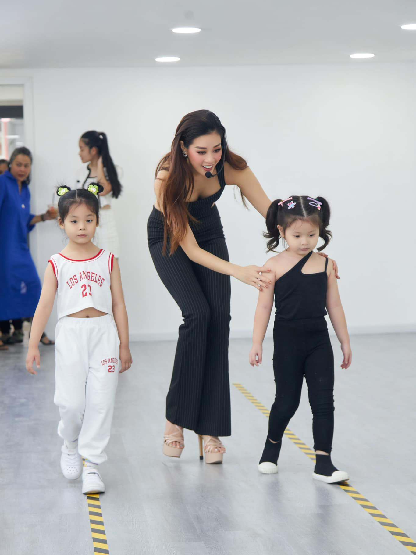 Hoa hậu Khánh Vân: 'Ba mẹ không còn giục tôi lấy chồng dịp Tết' - 5