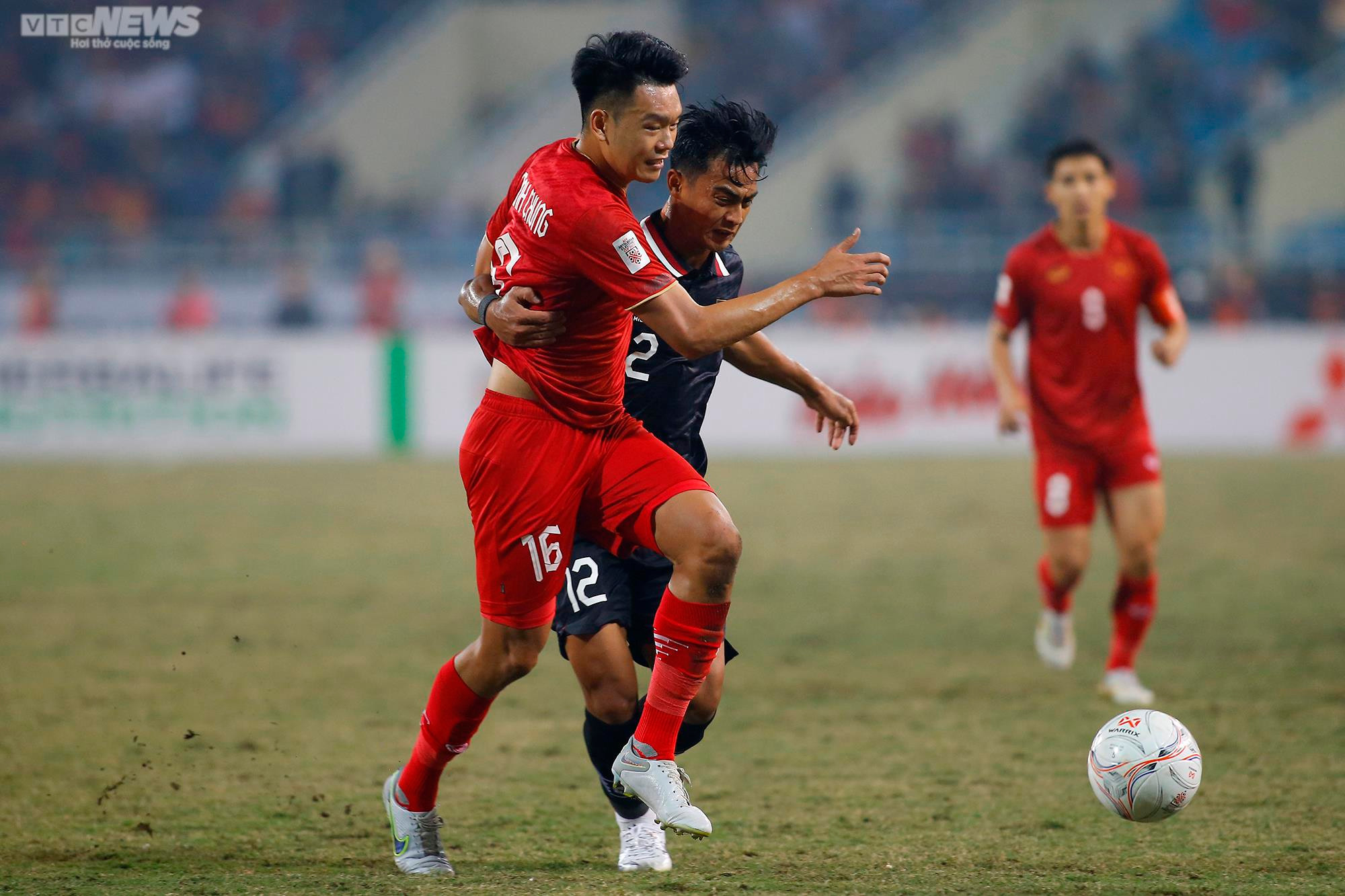 Indonesia liên tục đá rắn, tuyển Việt Nam tỉnh táo chứng minh bản lĩnh - 2