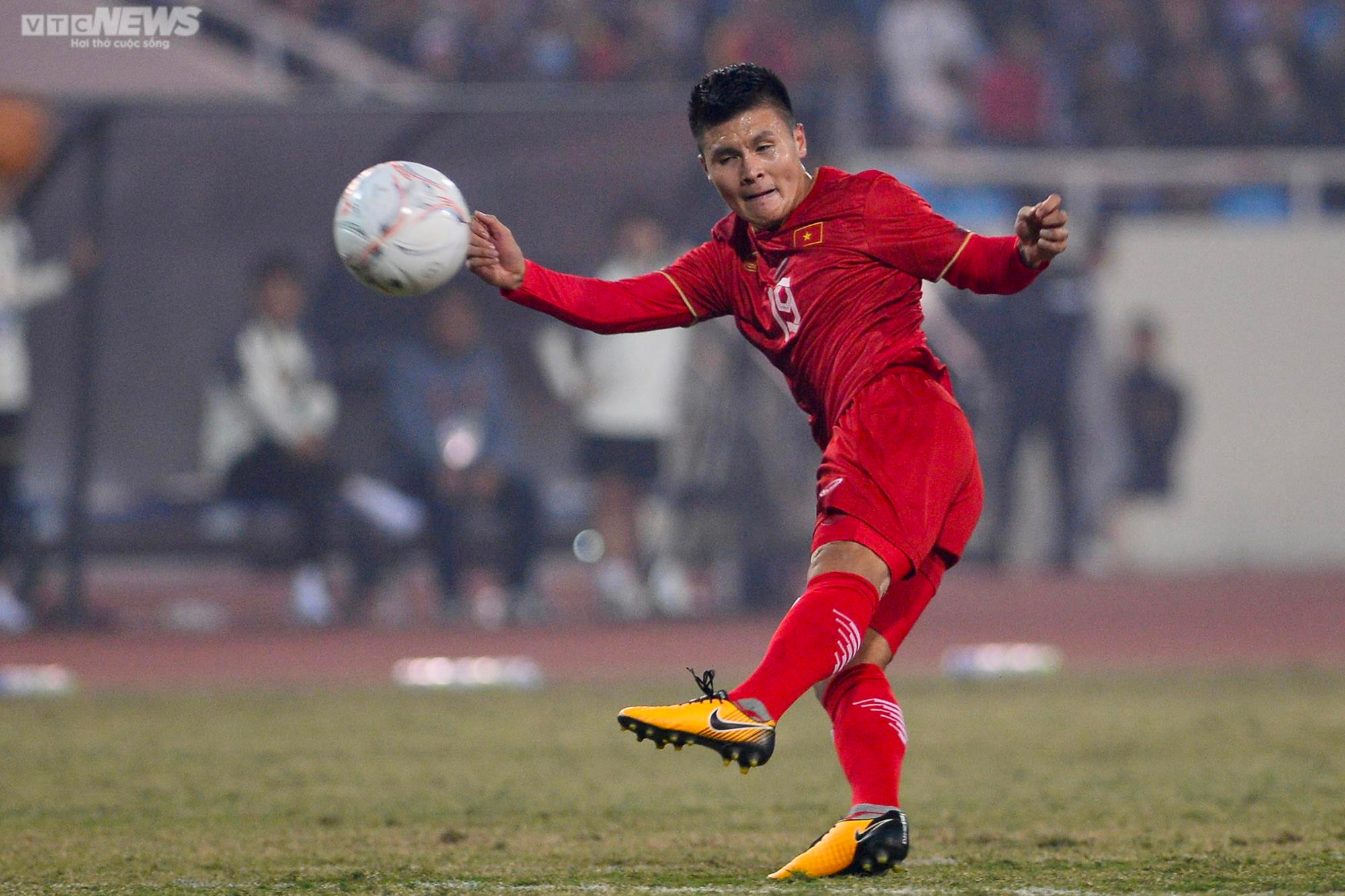 Indonesia liên tục đá rắn, tuyển Việt Nam tỉnh táo chứng minh bản lĩnh - 16