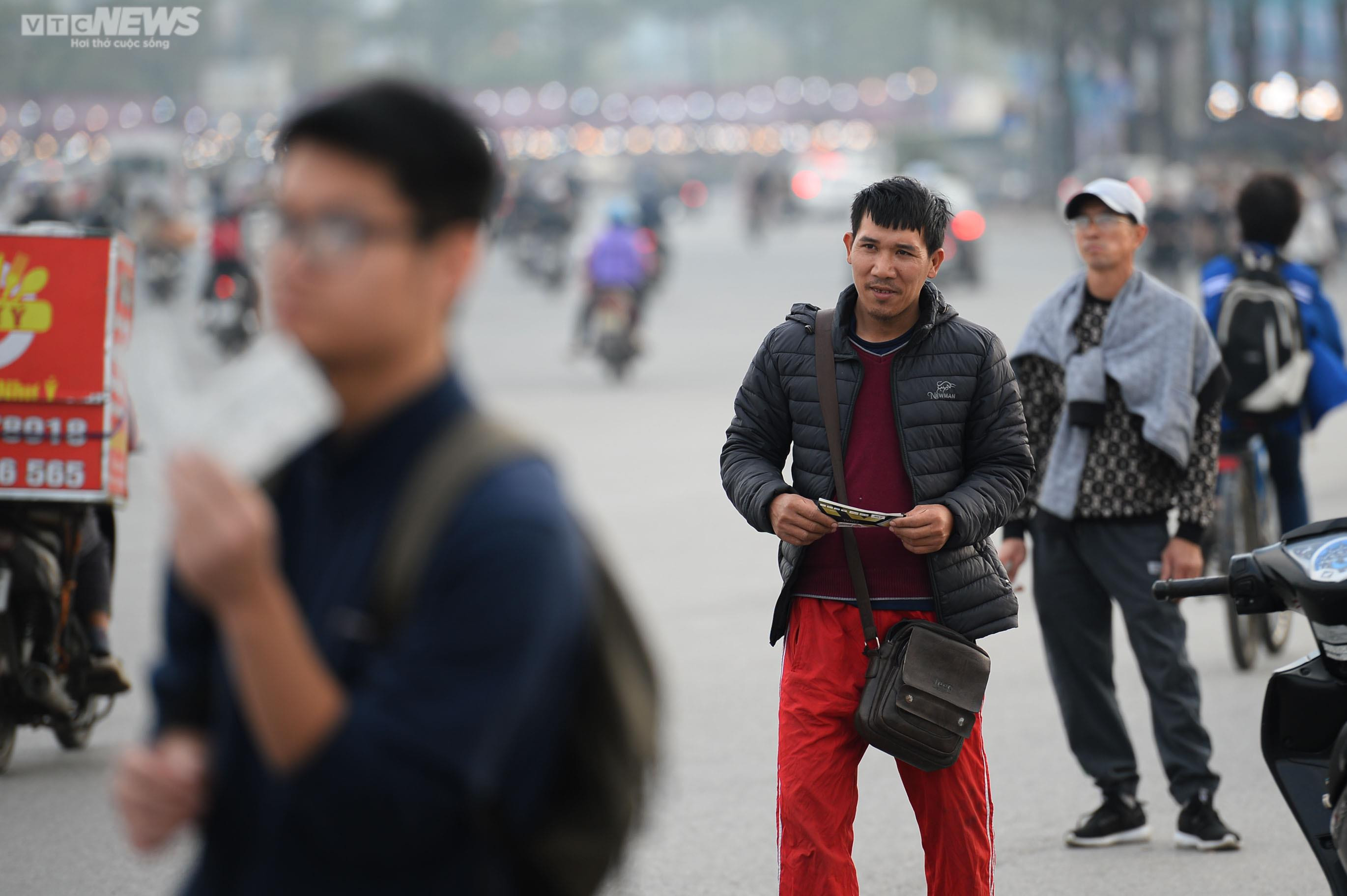 Phe vé hét giá 5 triệu đồng/cặp xem tuyển Việt Nam đá chung kết AFF Cup 2022 - 5